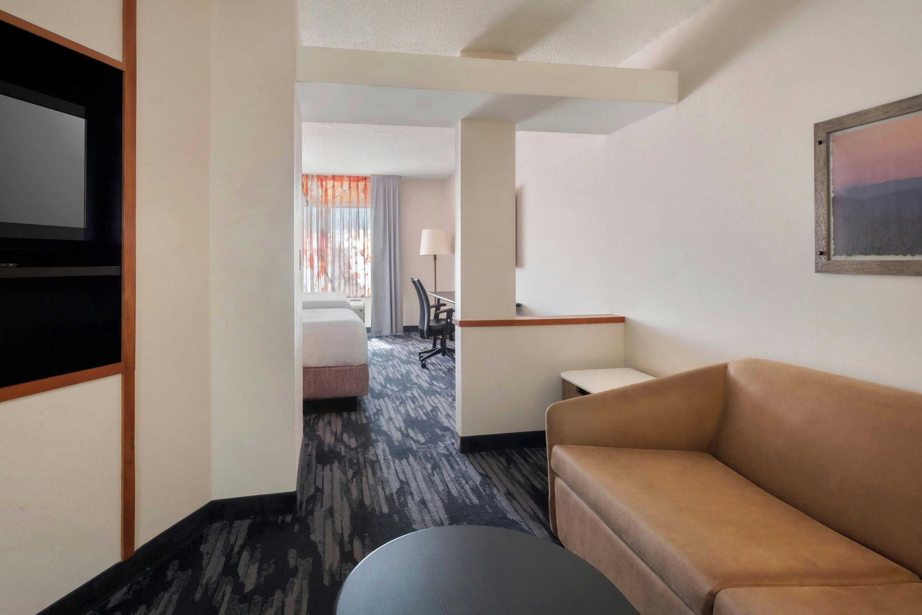 Gift card for Fairfield Inn & Suites by Marriott Woodbridge Gift card for Fairfield Inn & Suites by Marriott Woodbridge