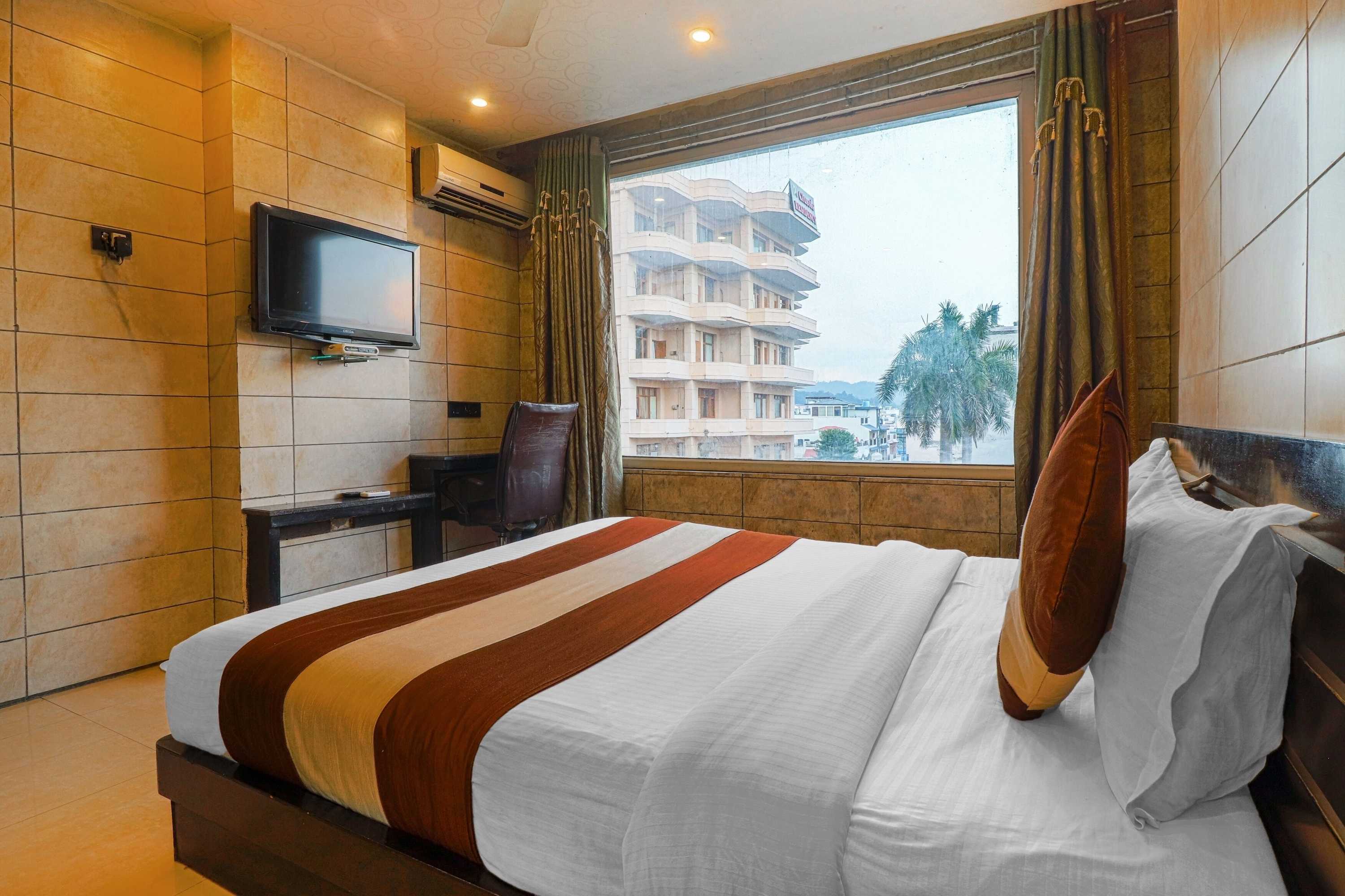 Gift card for Hotel Grand Shiva Near Ganga Ghat by Oaktel Gift card for Hotel Grand Shiva Near Ganga Ghat by Oaktel