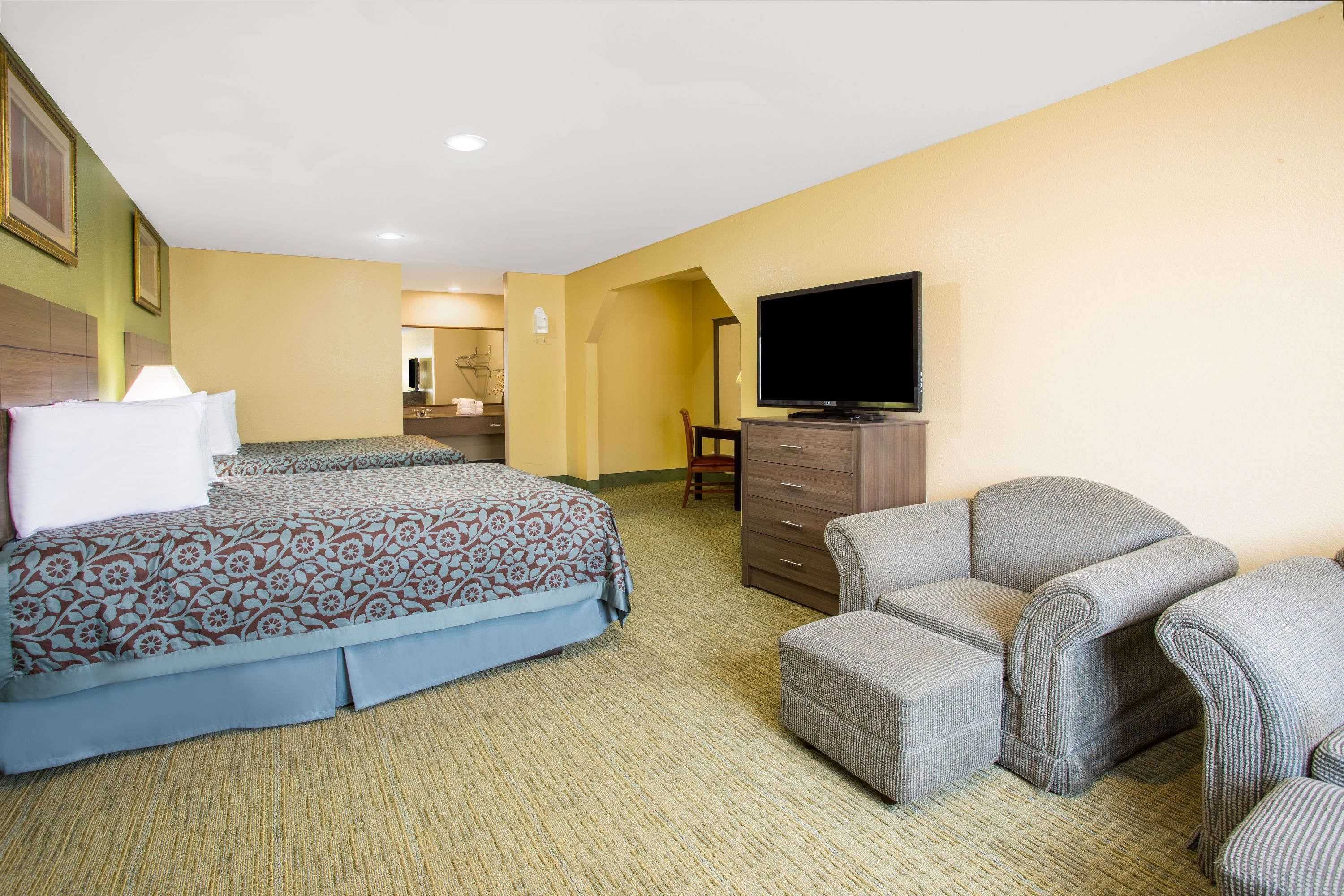 Gift card for Days Inn by Wyndham Abbeville Gift card for Days Inn by Wyndham Abbeville