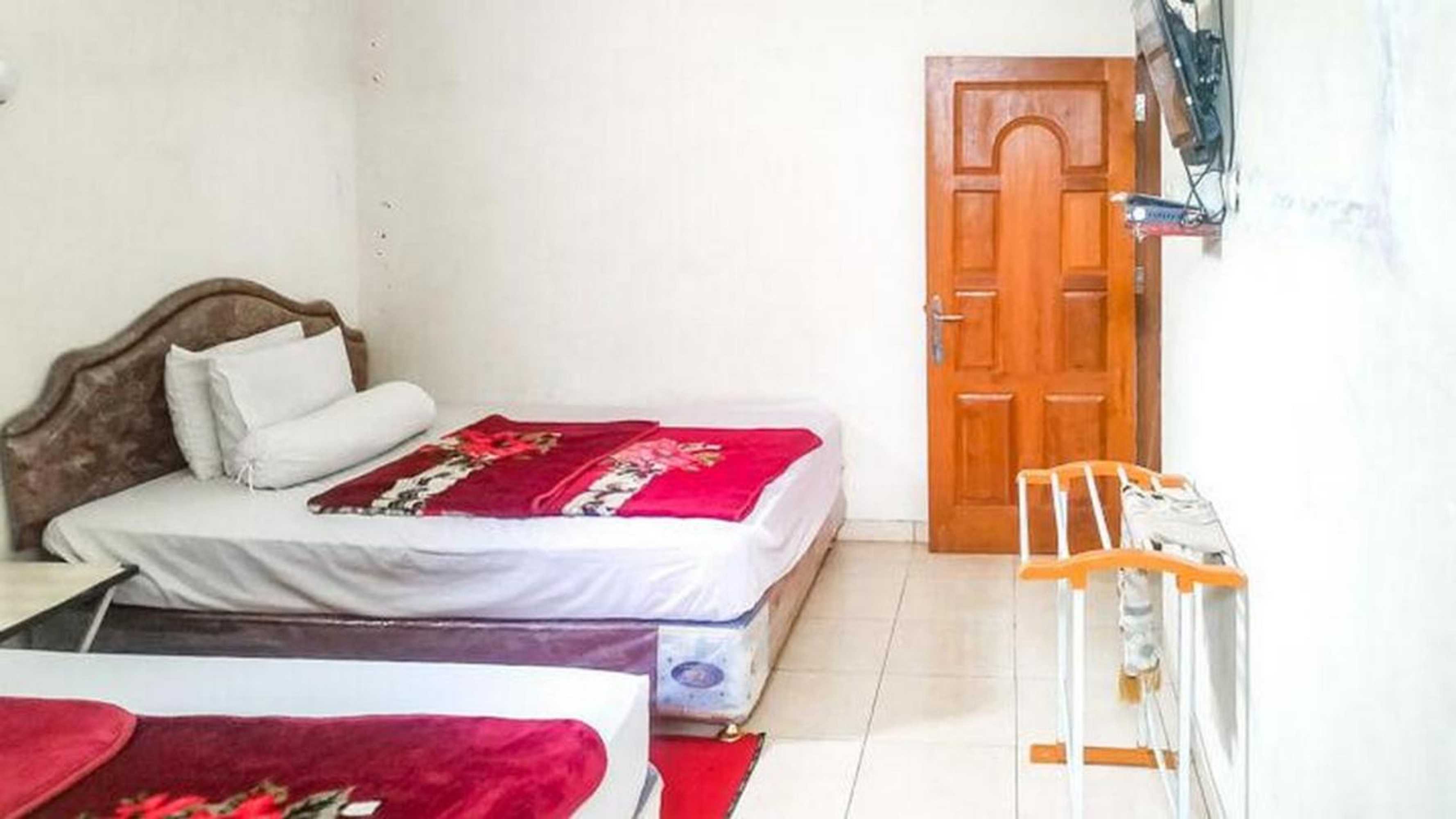 Gift card for Villa Al Barokah Syariah Family Mitra Reddoorz Near Sarangan Lake