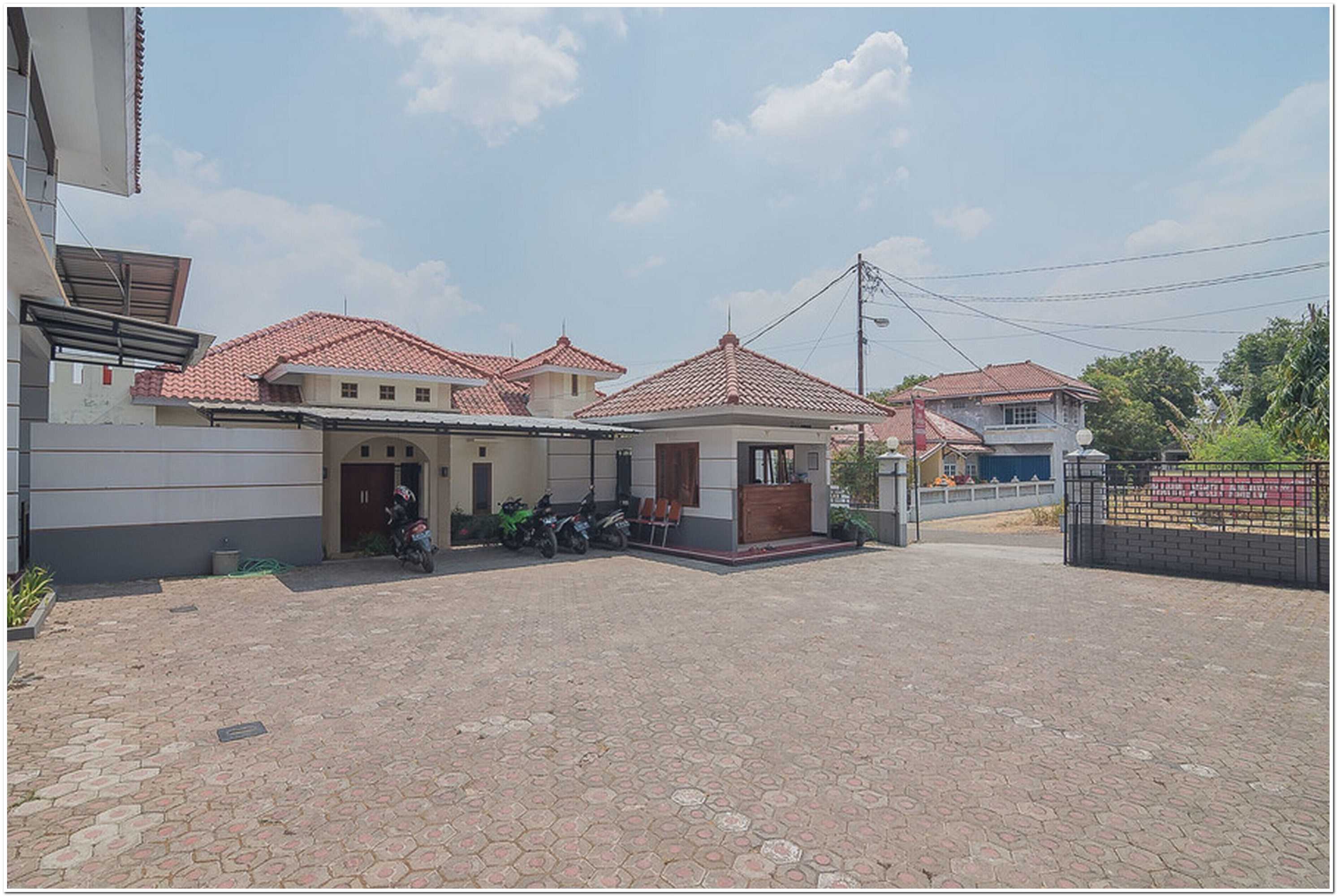 Gift card for Reddoorz Plus Near Rsud Majalengka