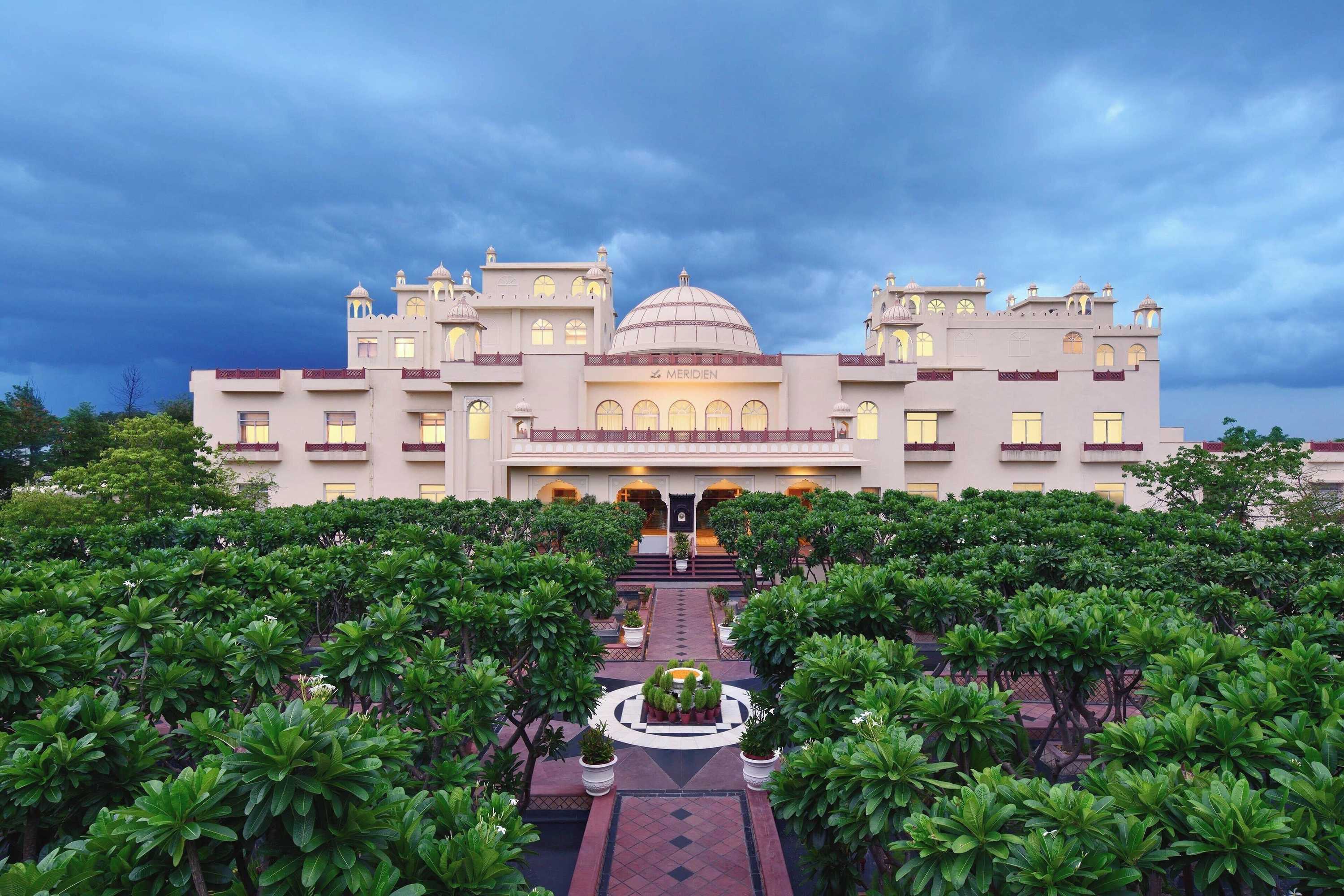 Gift card for Le Méridien Jaipur Resort & Spa Gift card for Le Méridien Jaipur Resort & Spa