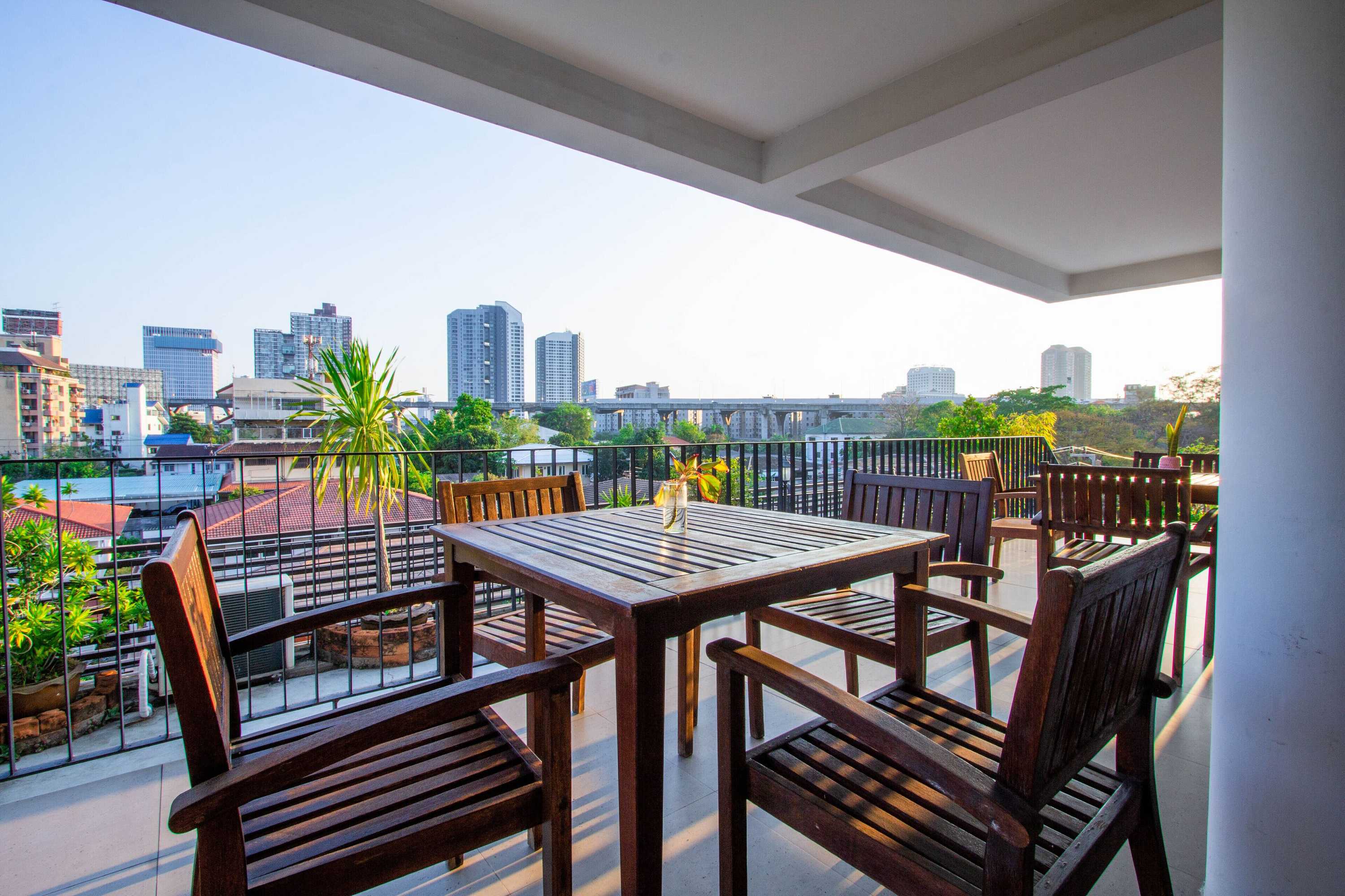 Gift card for Lily Hotel Bangkok Gift card for Lily Hotel Bangkok