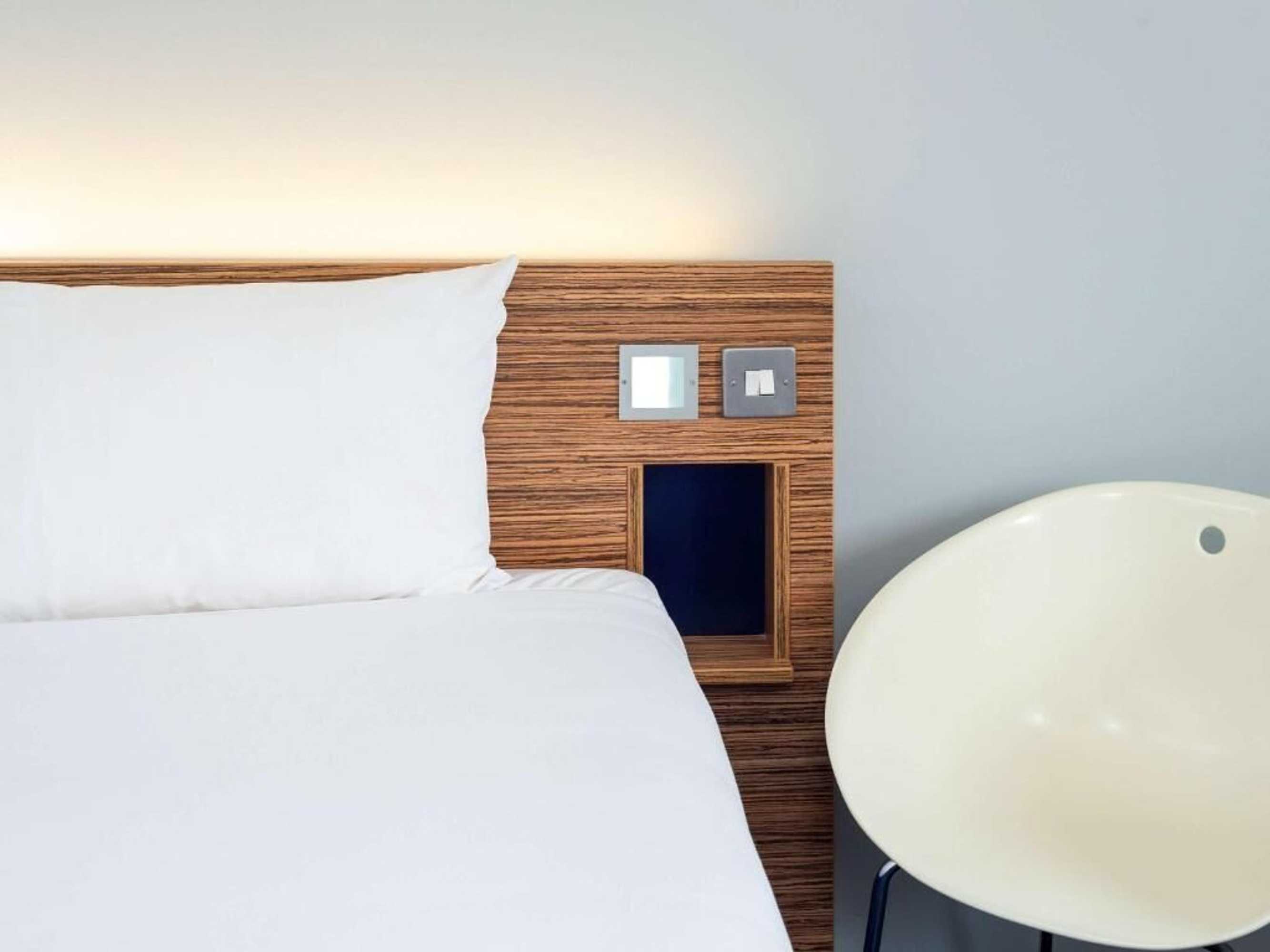 Gift card for Go2 Portishead Marina Hotel Gift card for Go2 Portishead Marina Hotel