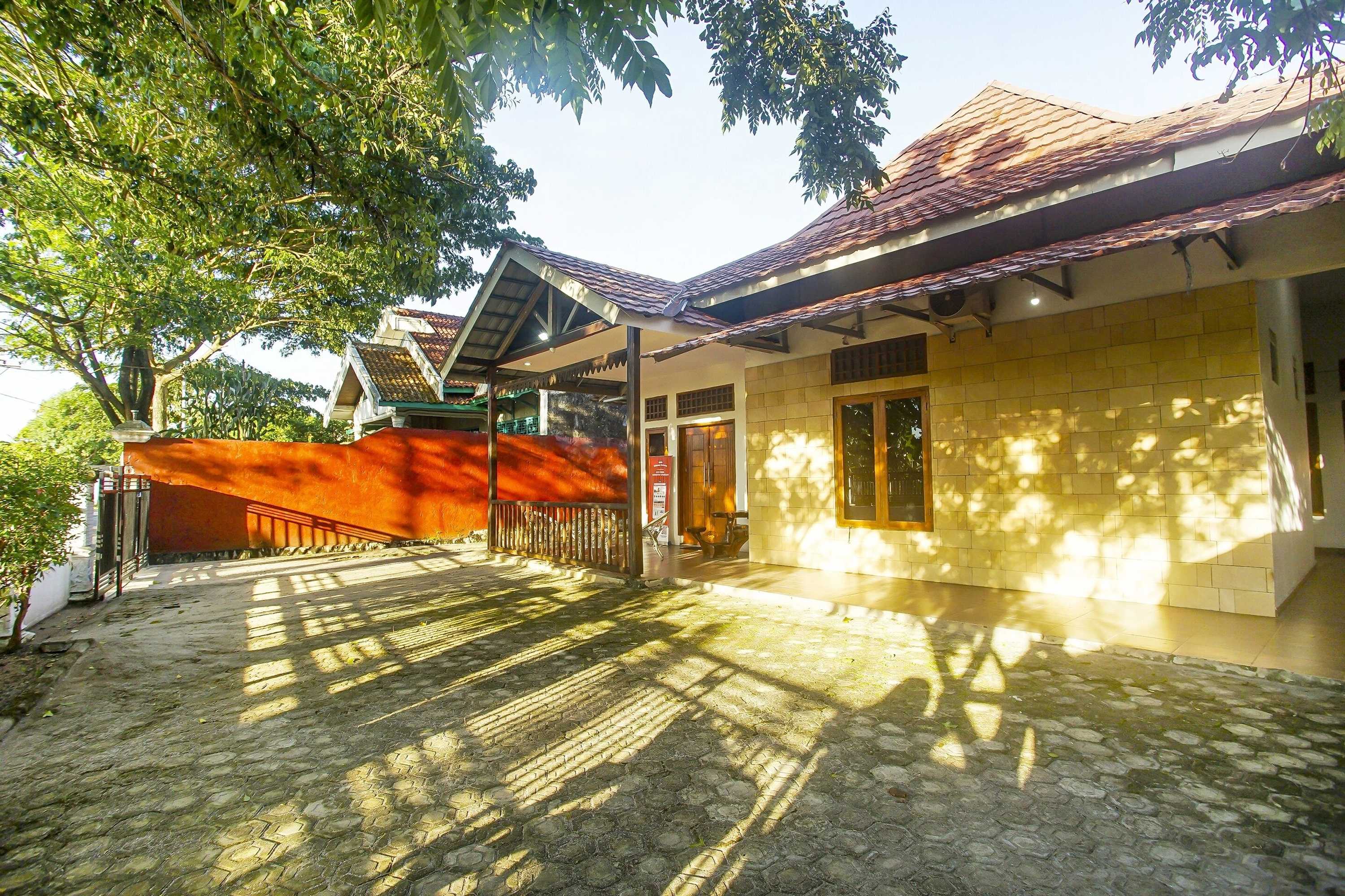 Gift card for Super Oyo 91055 Homestay Syariah Gift card for Super Oyo 91055 Homestay Syariah