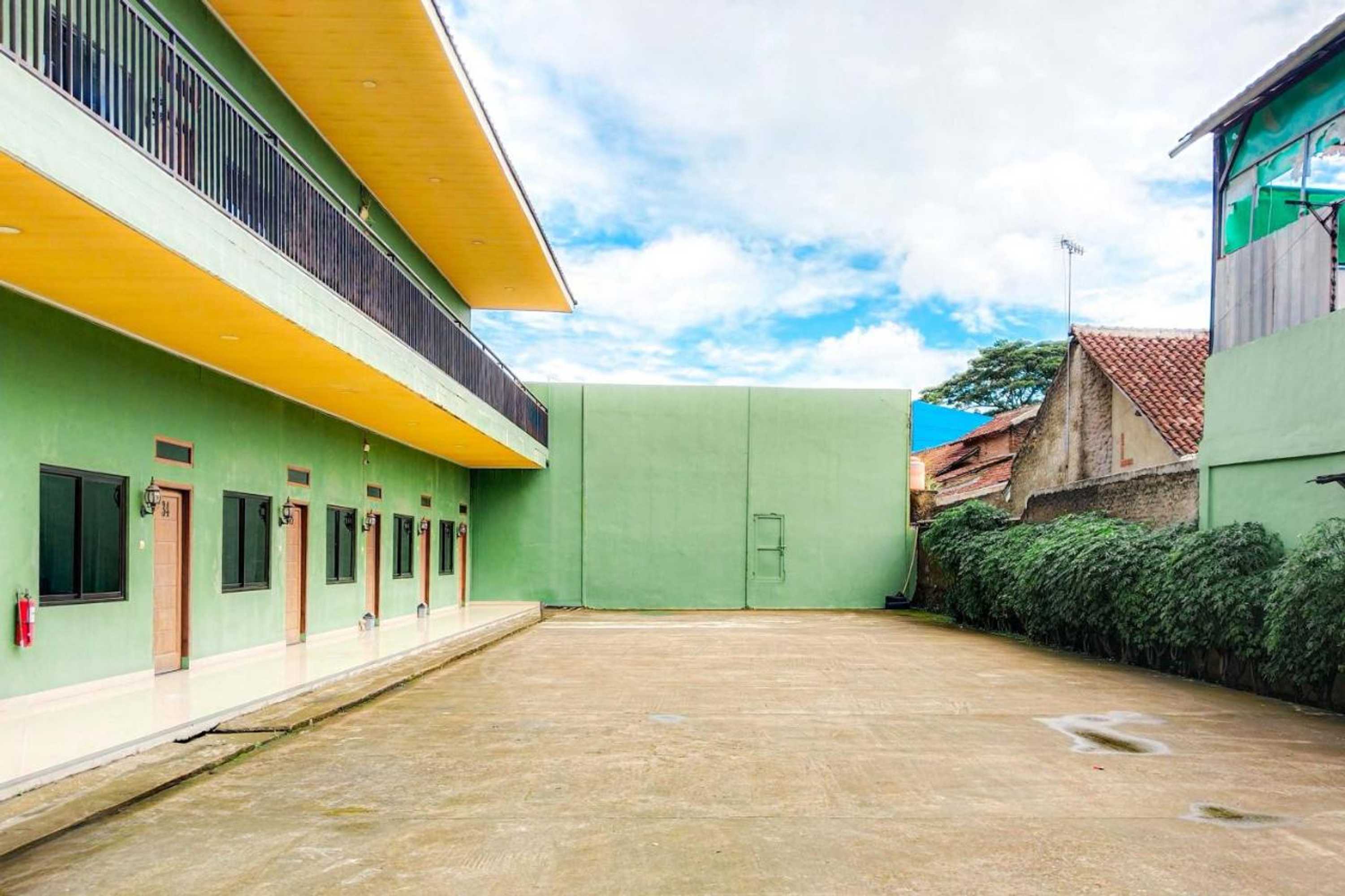 Gift card for Trans Hotel by Oyo Rooms