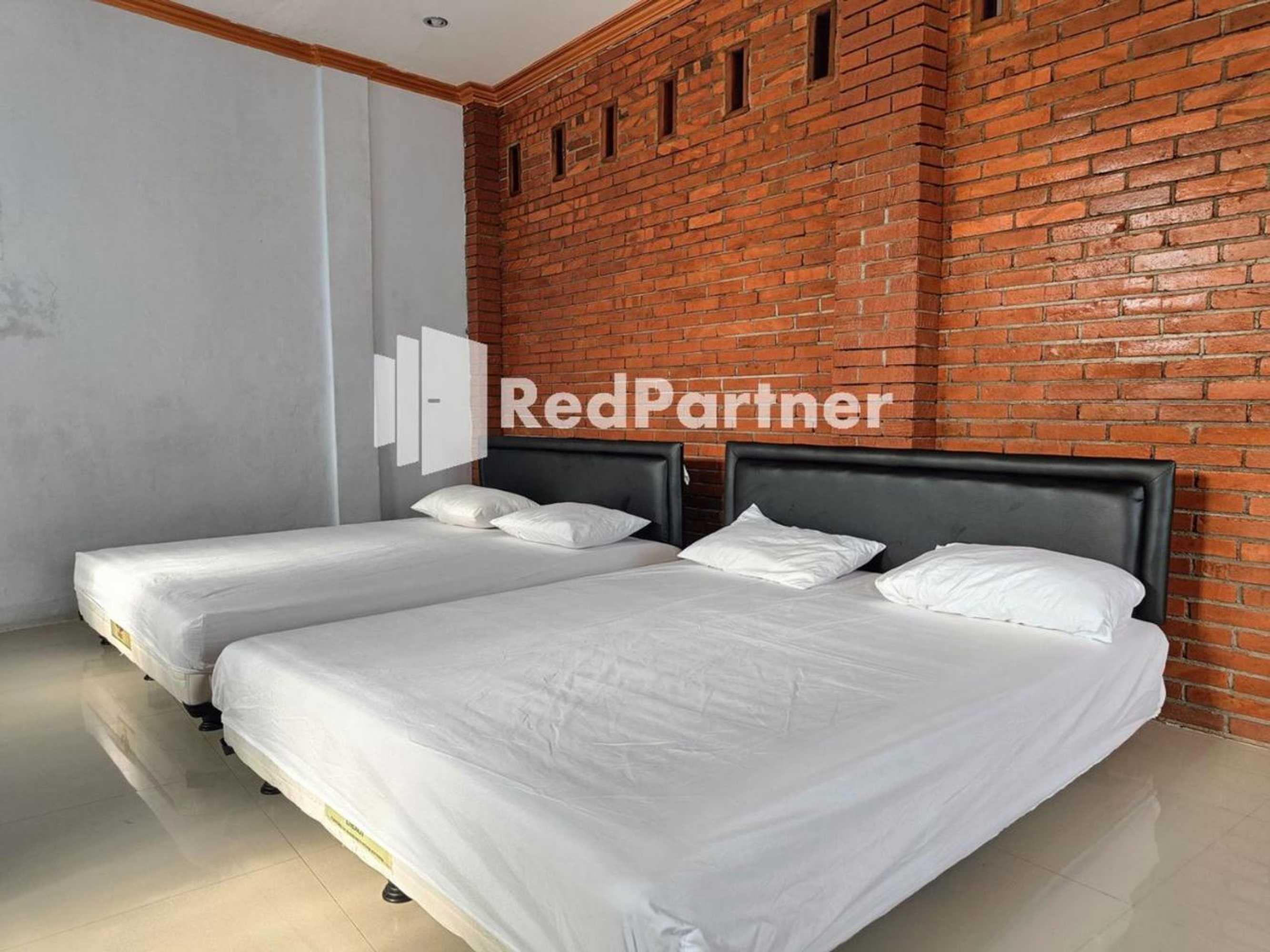 Gift card for Jogo Segoro Homestay Mitra Reddoorz Near Pantai Sundak Gunungkidul