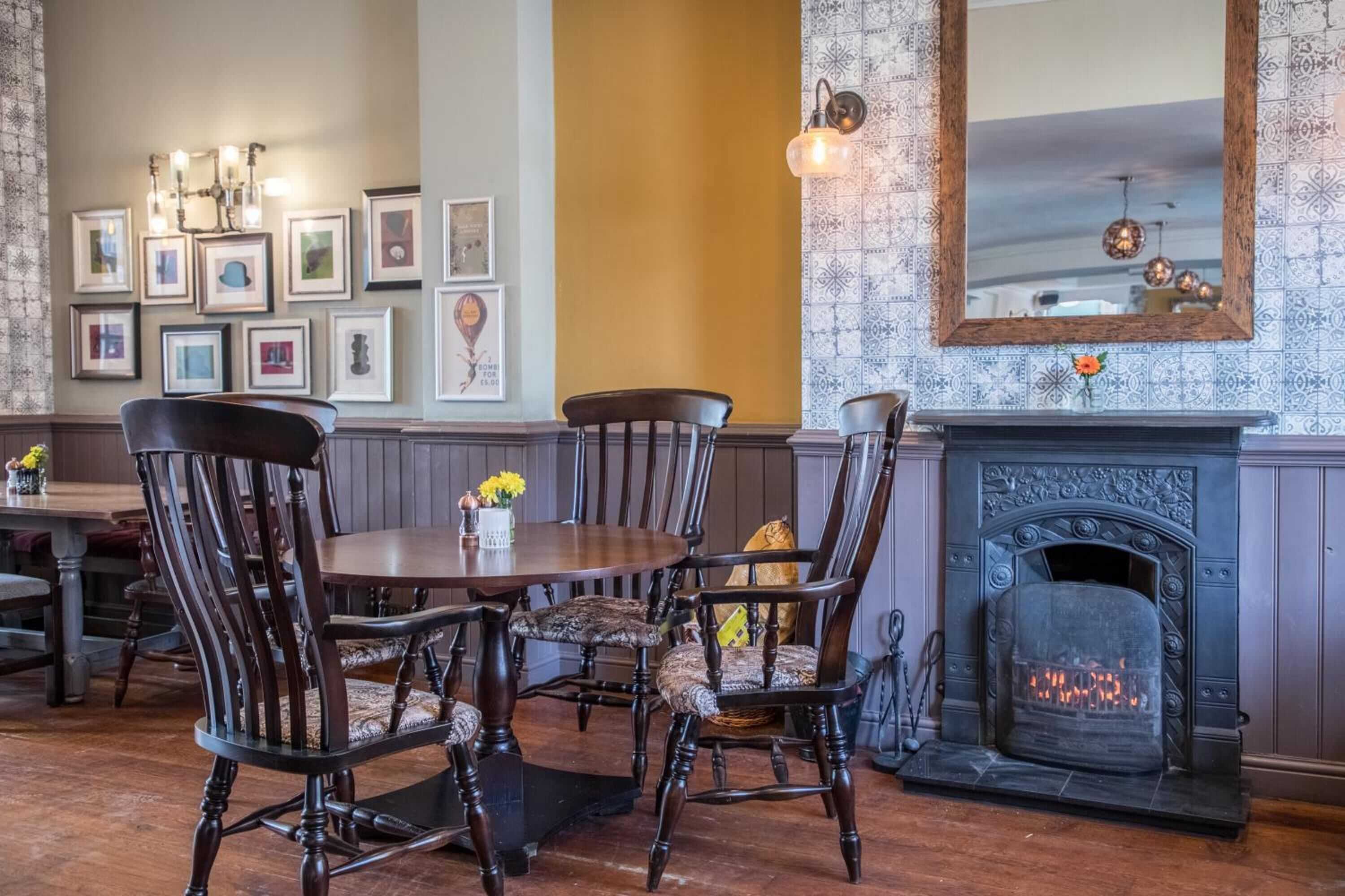 Gift card for The Black Hat