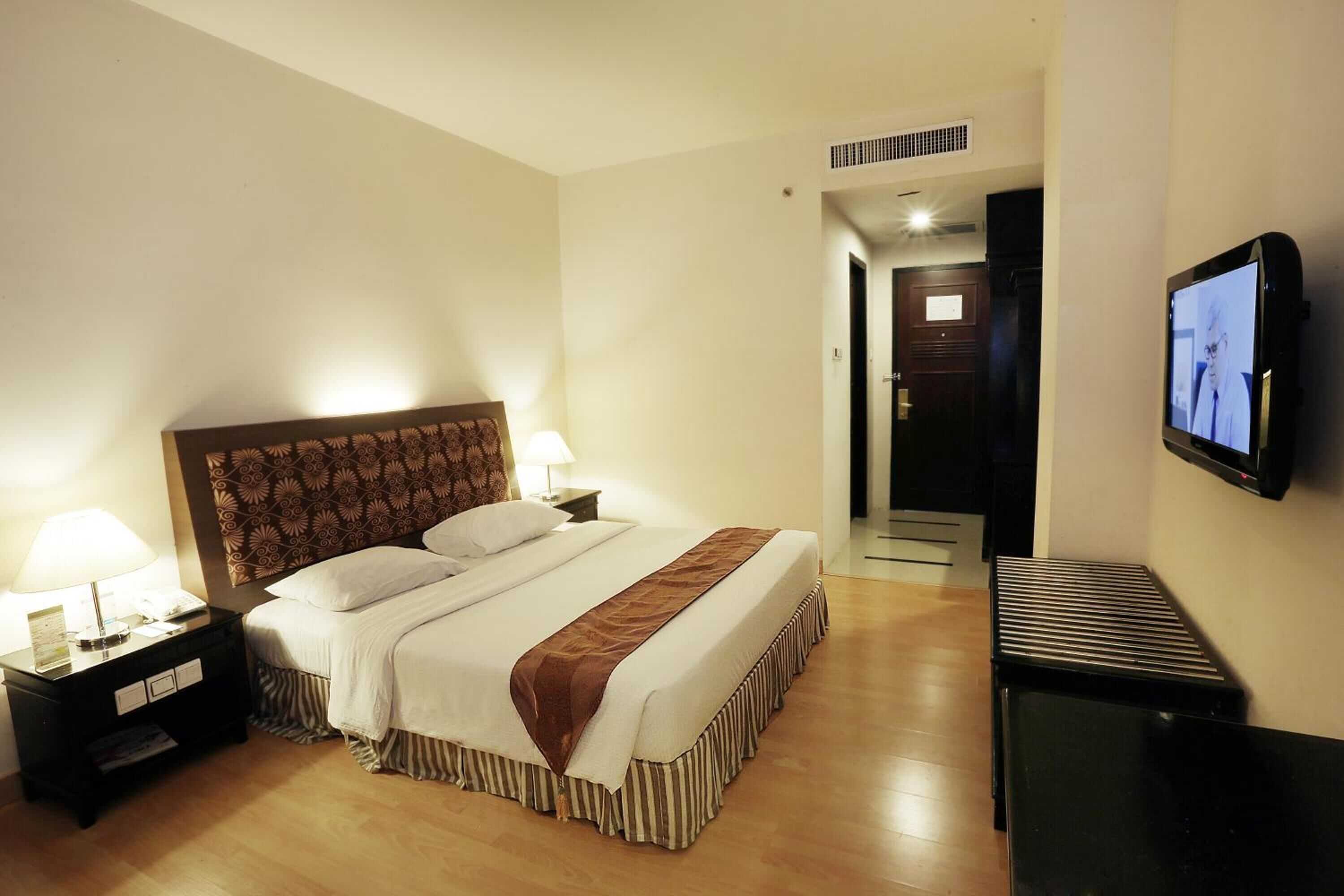 Gift card for Rocky Plaza Hotel Padang Gift card for Rocky Plaza Hotel Padang