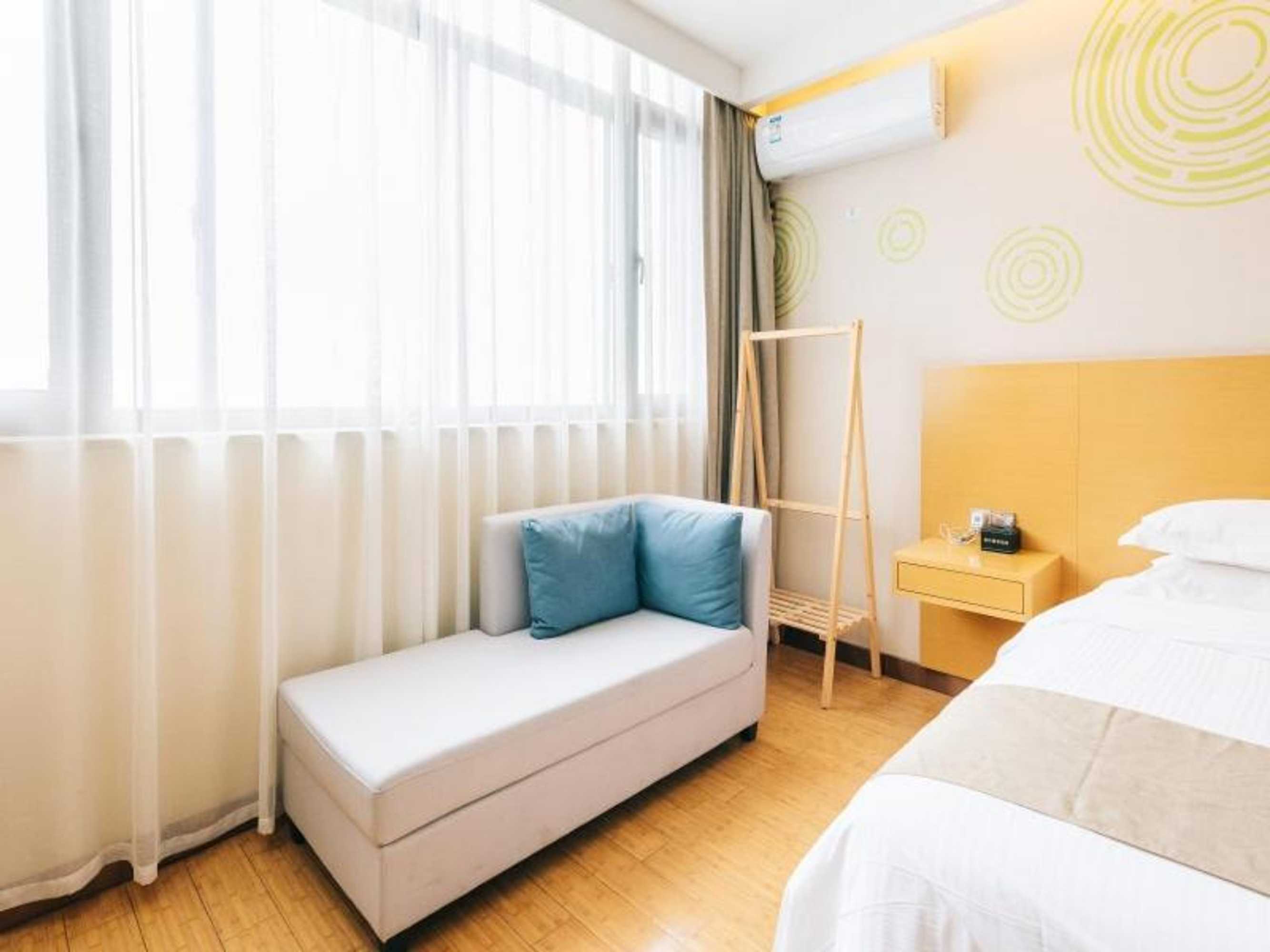 Gift card for Greentree Inn Wuxi Jiangyin High-Speed Train Jinsanjiao Market Express Hotel Gift card for Greentree Inn Wuxi Jiangyin High-Speed Train Jinsanjiao Market Express Hotel