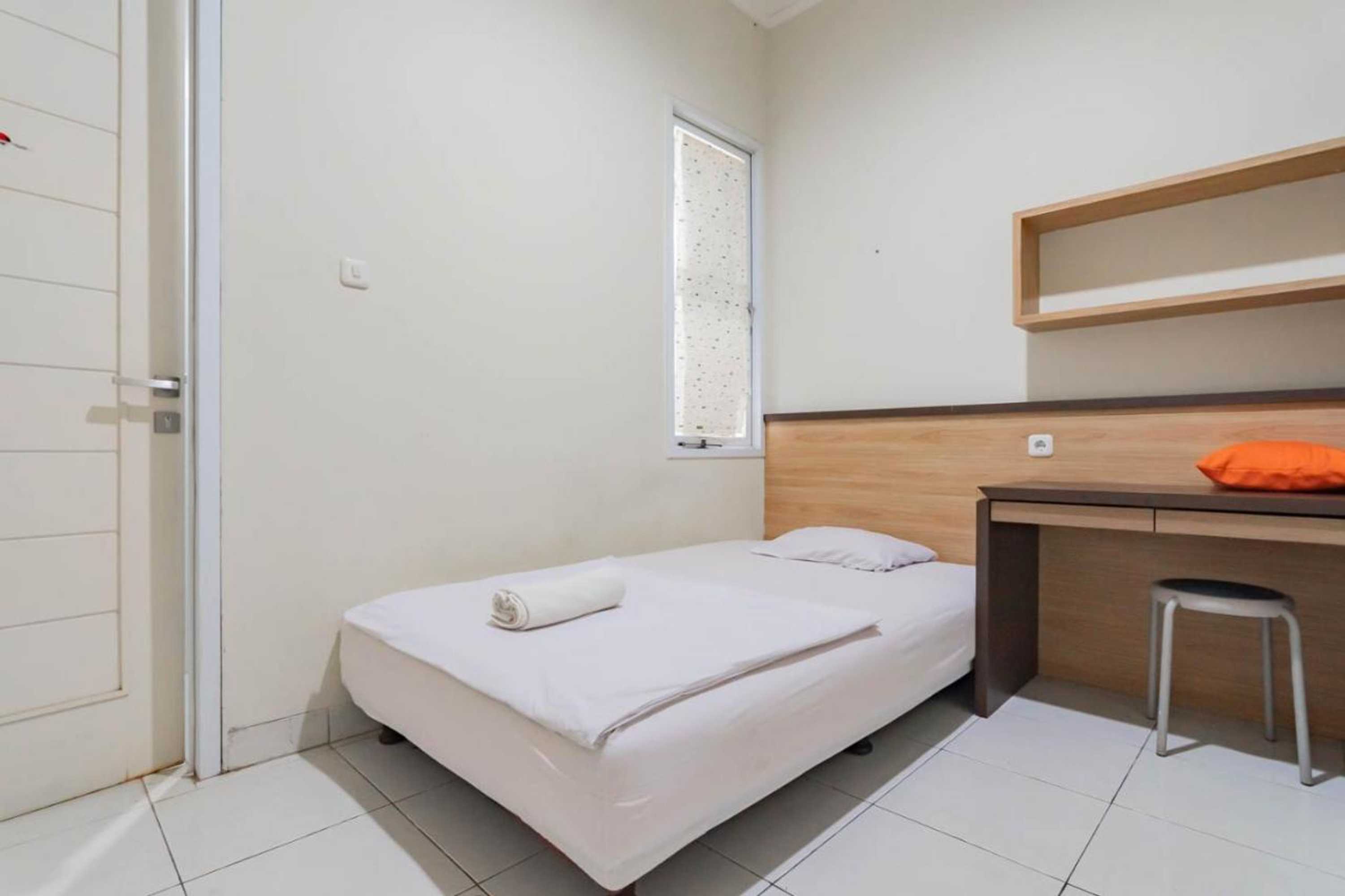 Gift card for Koolkost Syariah Near Alun Alun Tasikmalaya (minimum Stay 30 Nights) Gift card for Koolkost Syariah Near Alun Alun Tasikmalaya (minimum Stay 30 Nights)