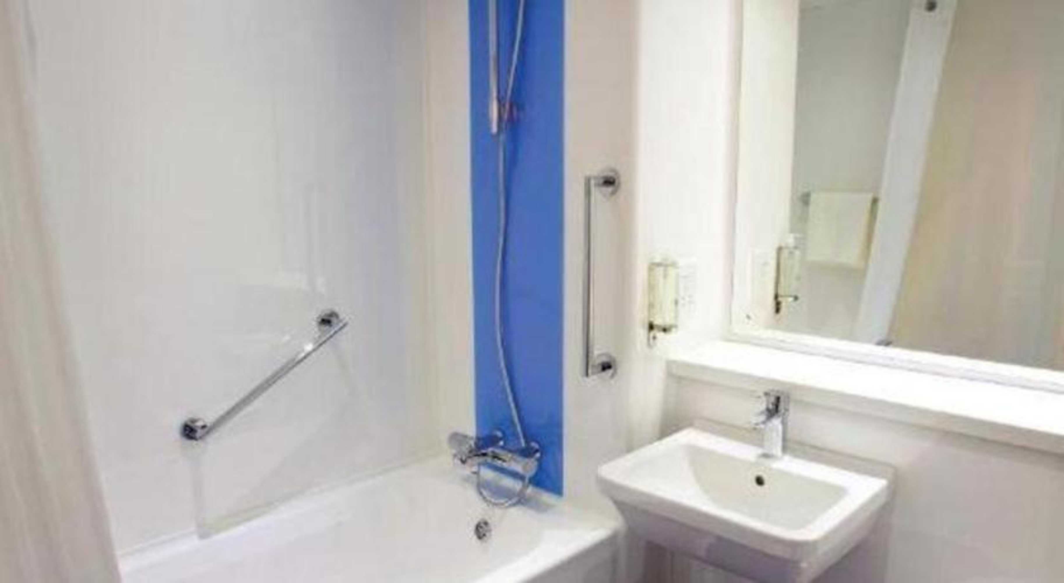 Gift card for Travelodge Newcastle Whitemare Pool