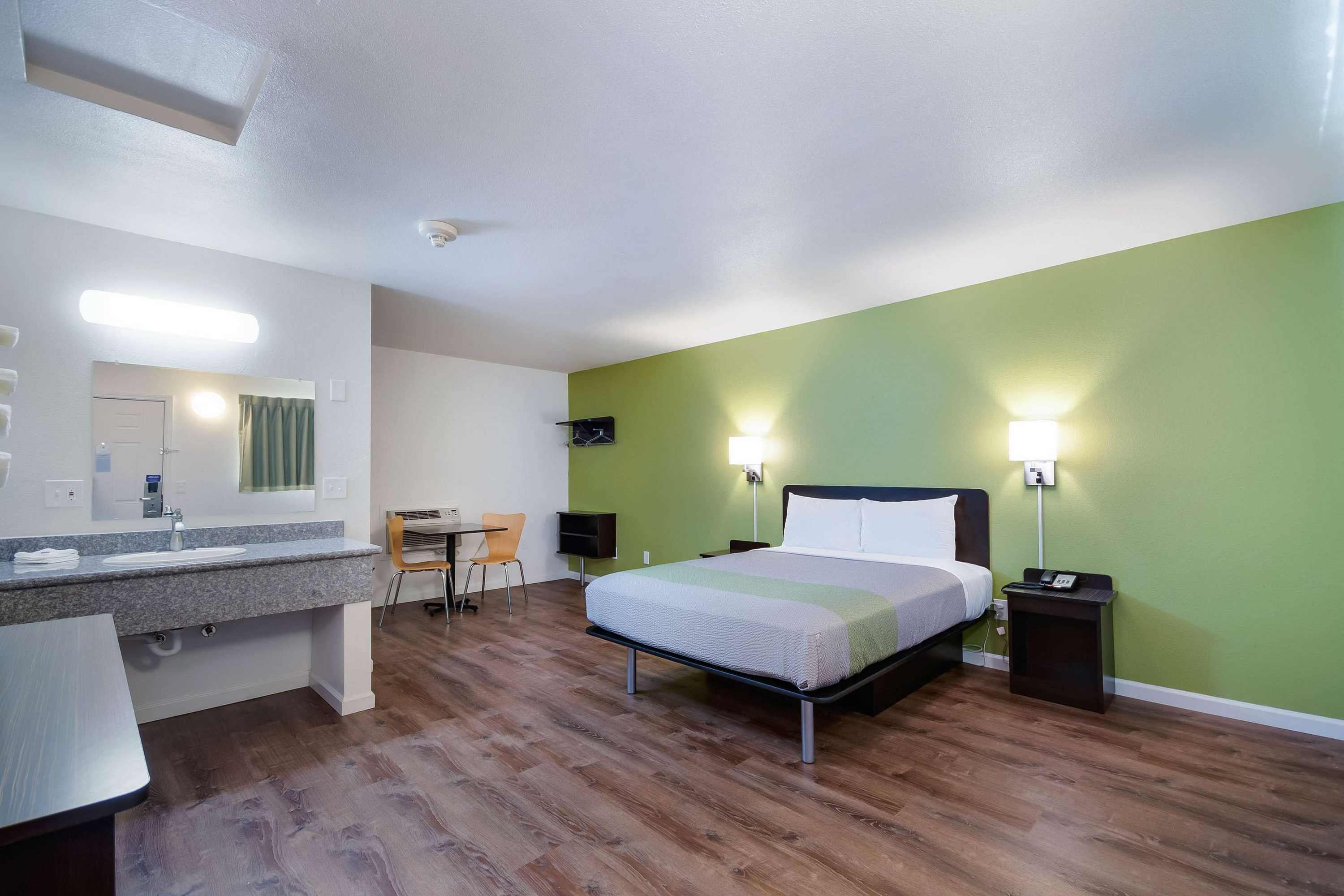 Gift card for Motel 6 Burlington, WA