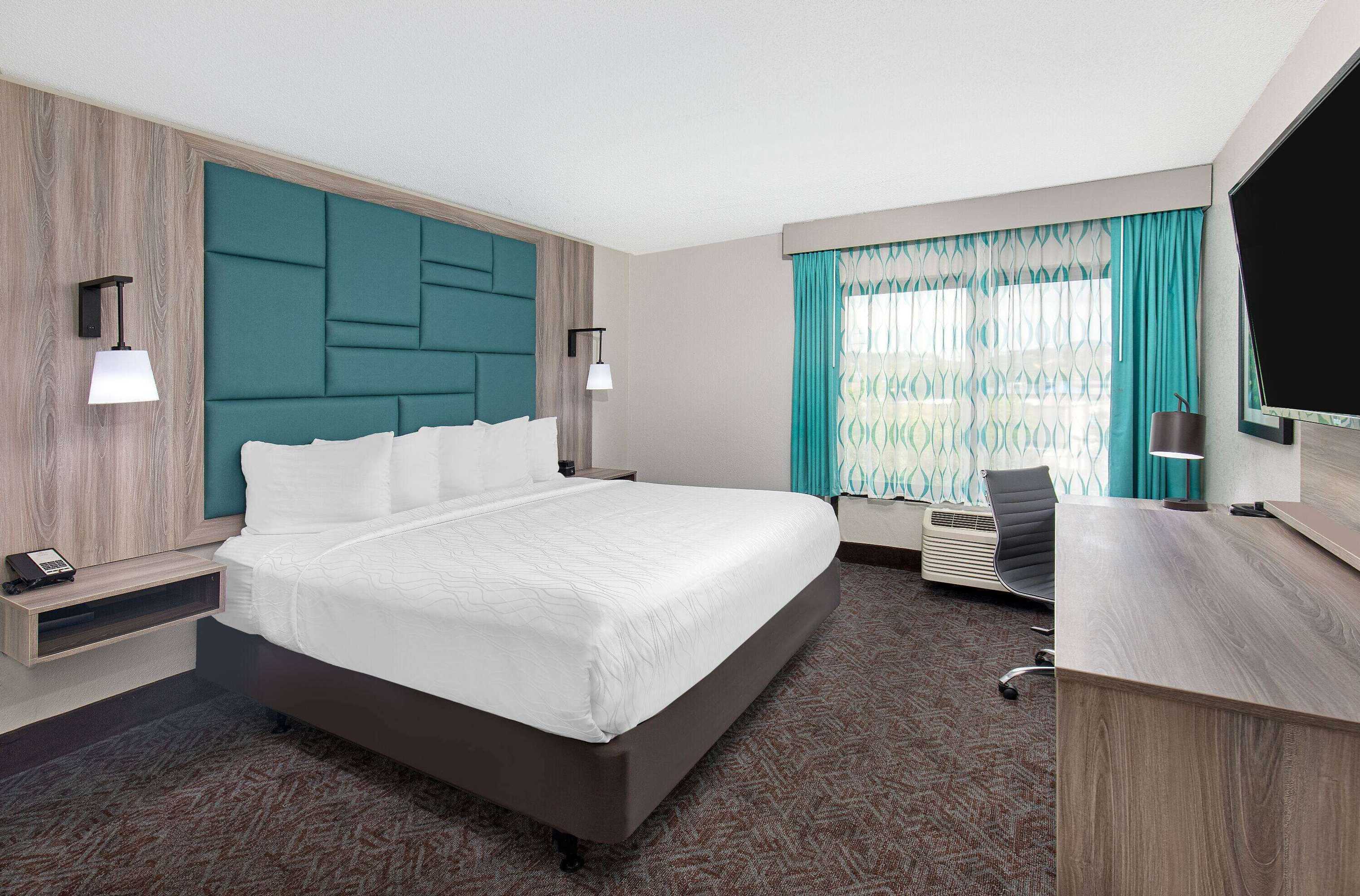 Gift card for La Quinta Inn by Wyndham Pigeon Forge-Dollywood Gift card for La Quinta Inn by Wyndham Pigeon Forge-Dollywood