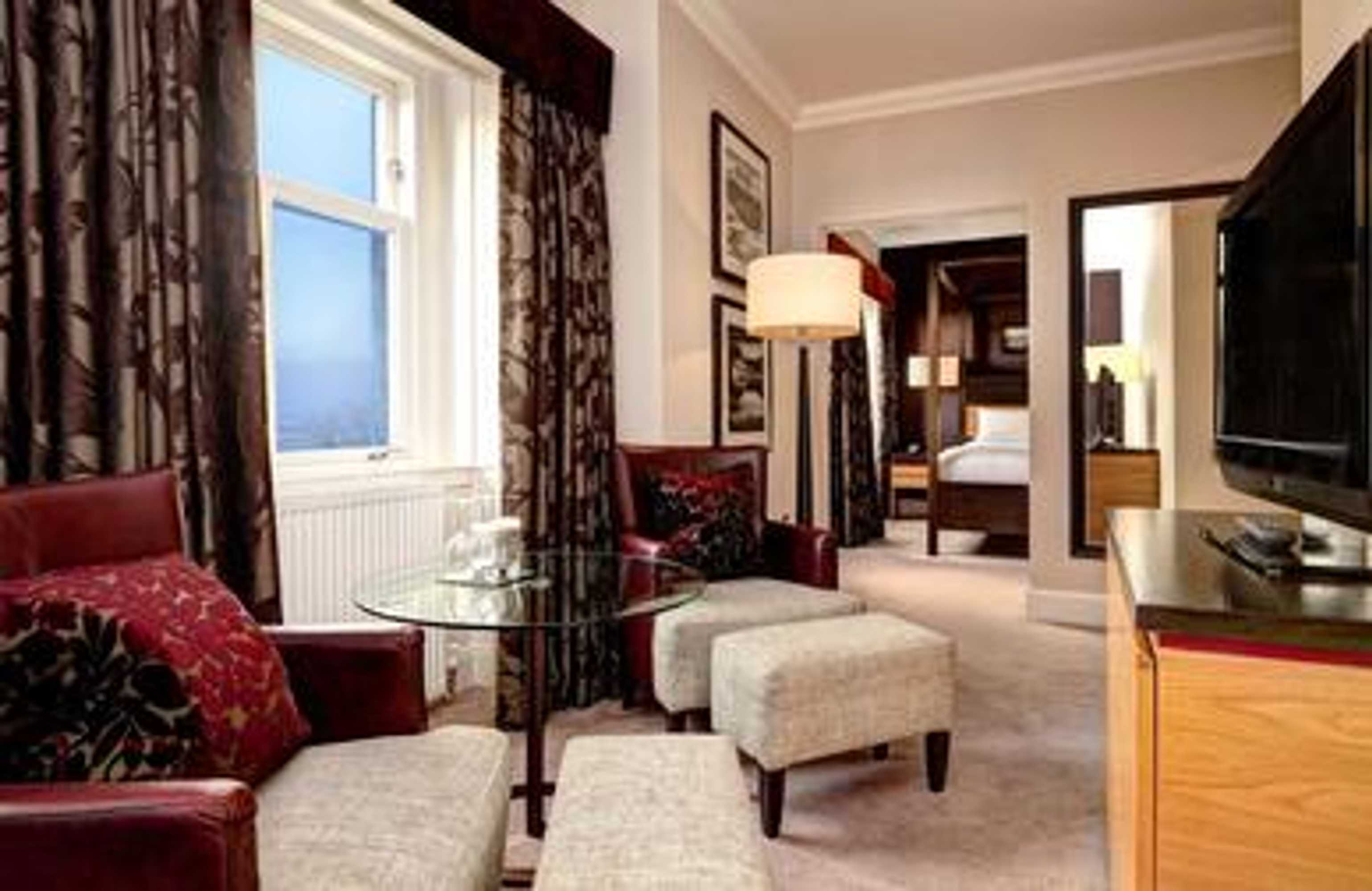 Gift card for Doubletree by Hilton Dunblane Hydro Gift card for Doubletree by Hilton Dunblane Hydro