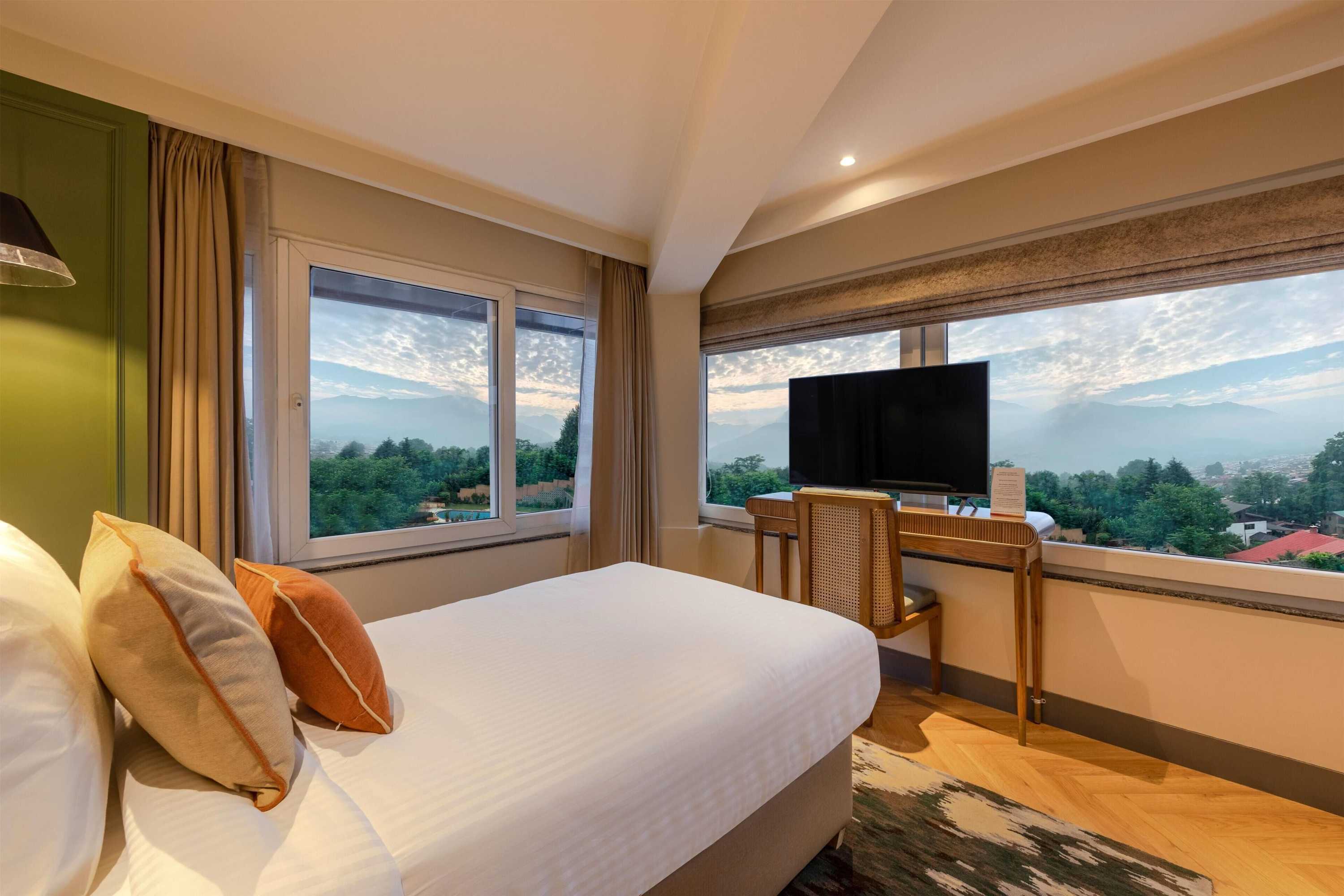 Gift card for Sarovar Portico Srinagar Gift card for Sarovar Portico Srinagar