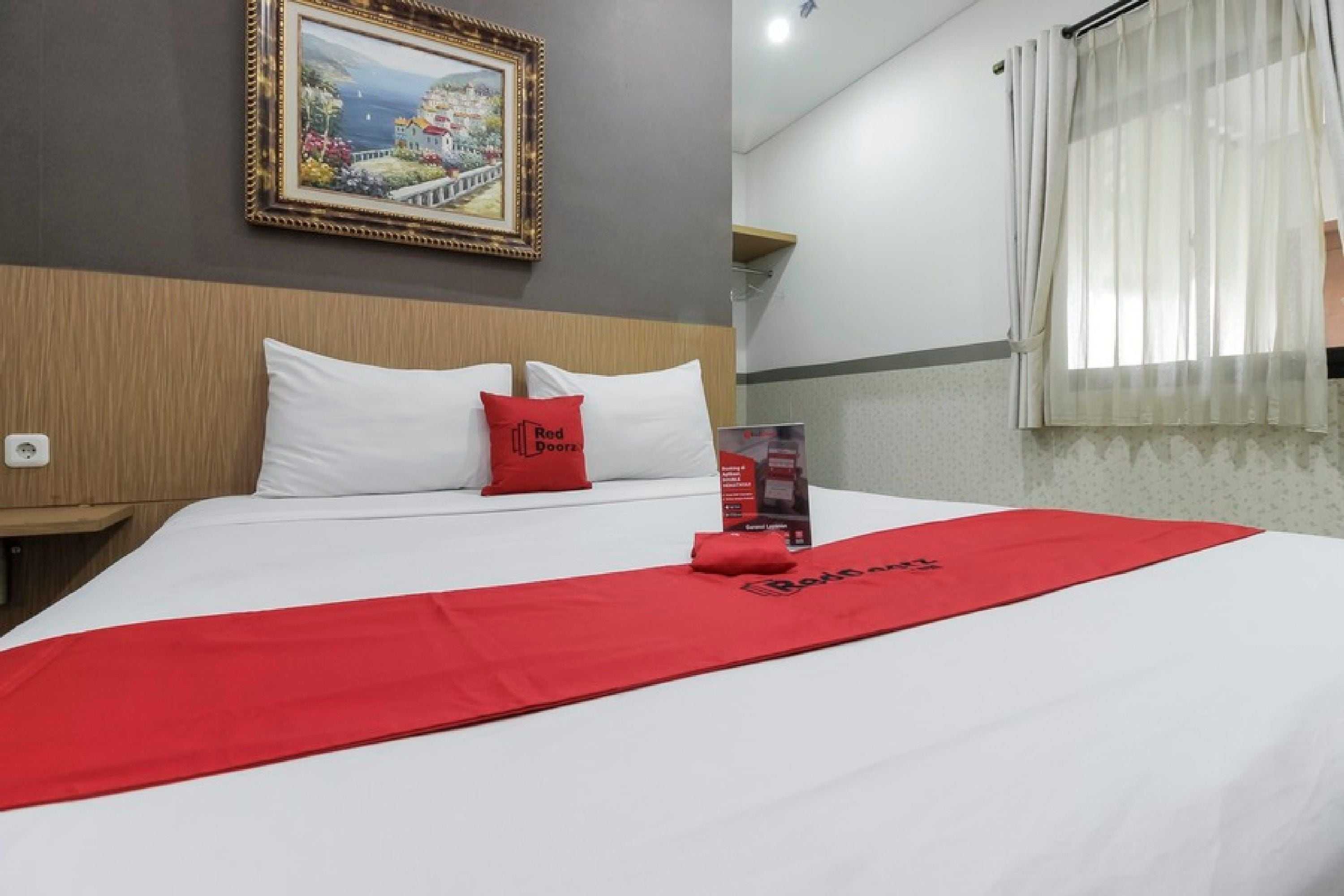 Gift card for Reddoorz Plus @ Tuparev Cirebon Gift card for Reddoorz Plus @ Tuparev Cirebon