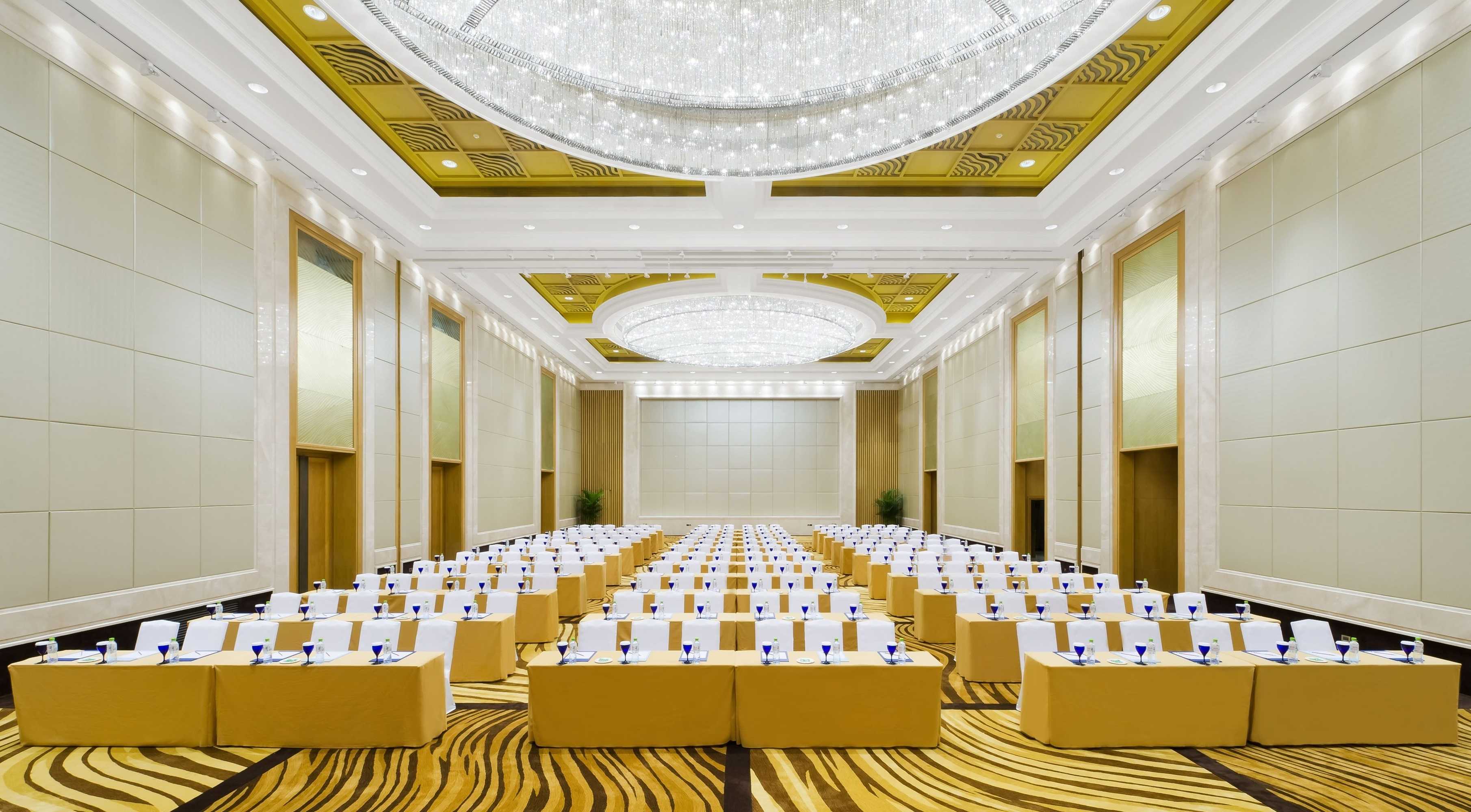 Gift card for Four Points by Sheraton Hainan, Sanya Gift card for Four Points by Sheraton Hainan, Sanya