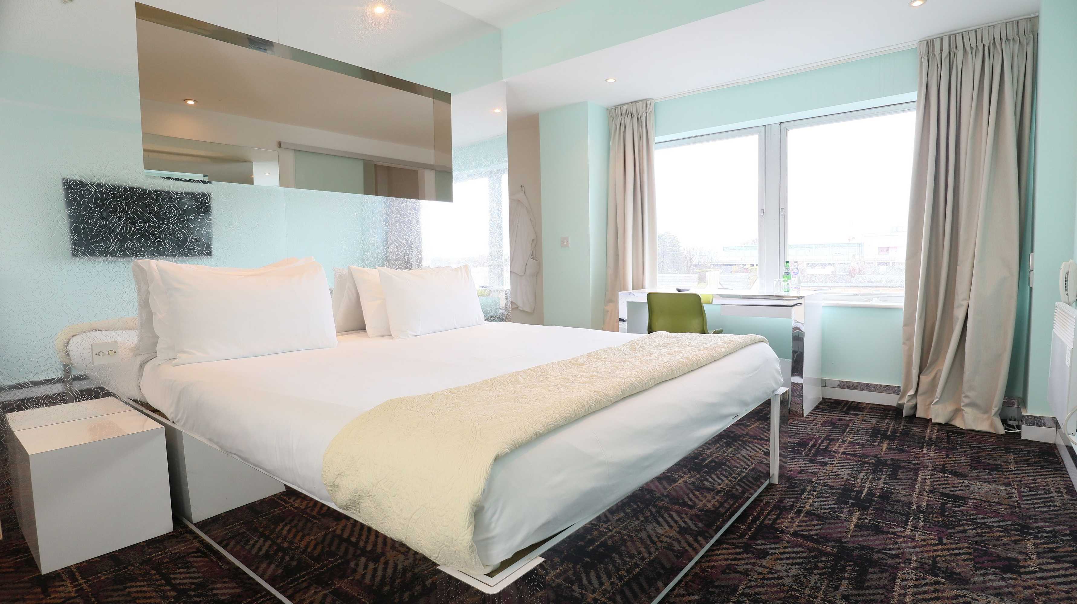 Gift card for Citrus Hotel Cheltenham by Compass Hospitality Gift card for Citrus Hotel Cheltenham by Compass Hospitality