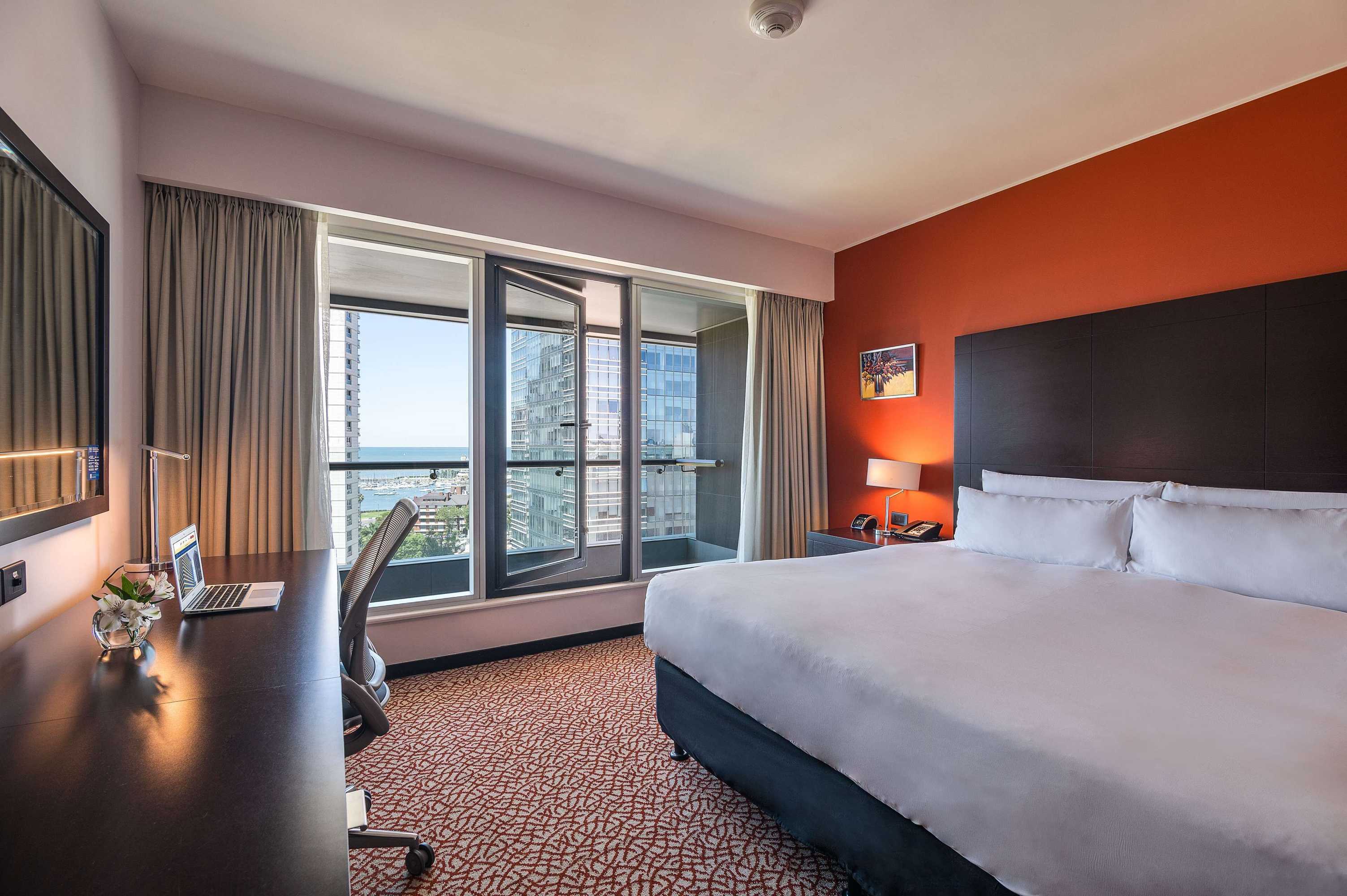 Gift card for Hilton Garden Inn Montevideo Gift card for Hilton Garden Inn Montevideo