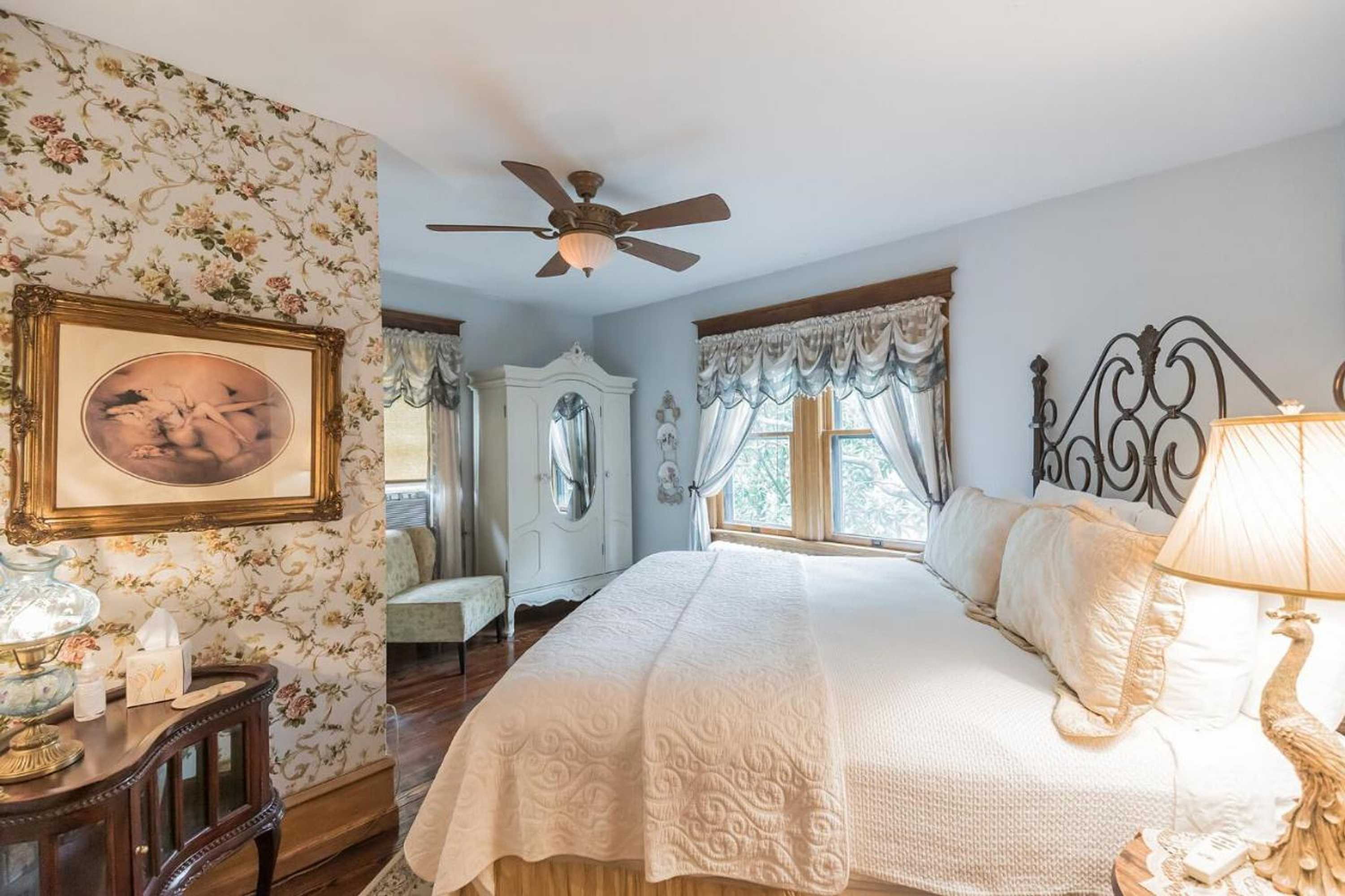 Gift card for The Inn on Holly B&b