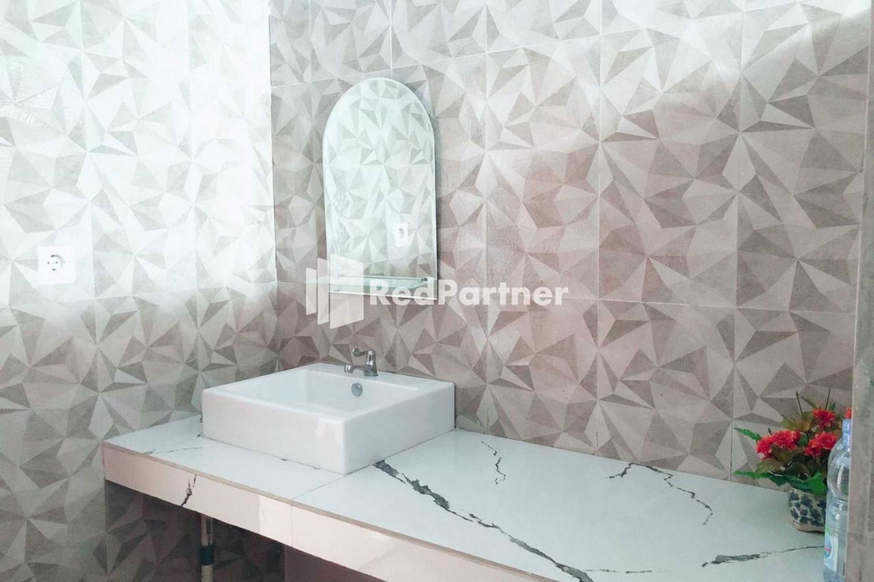 Gift card for Wisma Suci Syariah Polewali Mandar Mitra Reddoorz