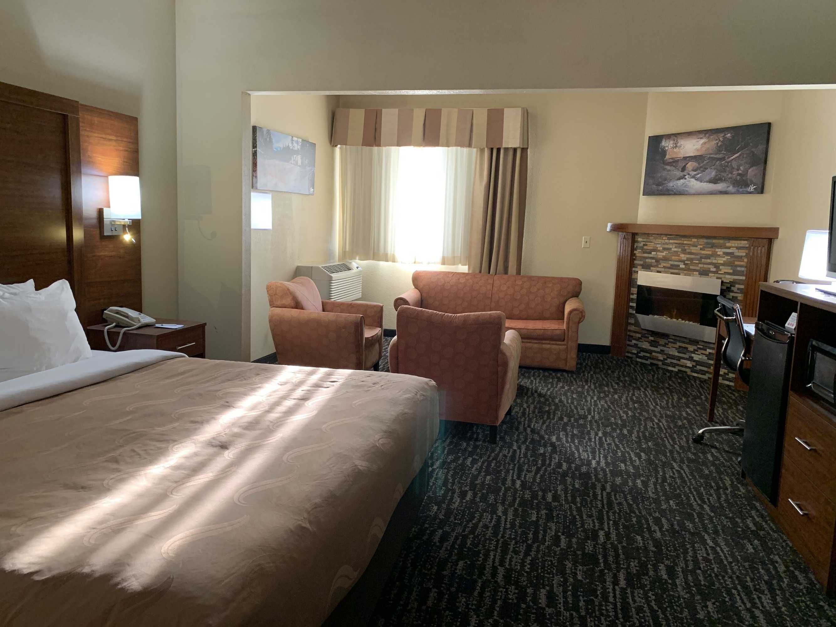 Gift card for Quality Inn & Suites Hendersonville - Flat Rock Gift card for Quality Inn & Suites Hendersonville - Flat Rock