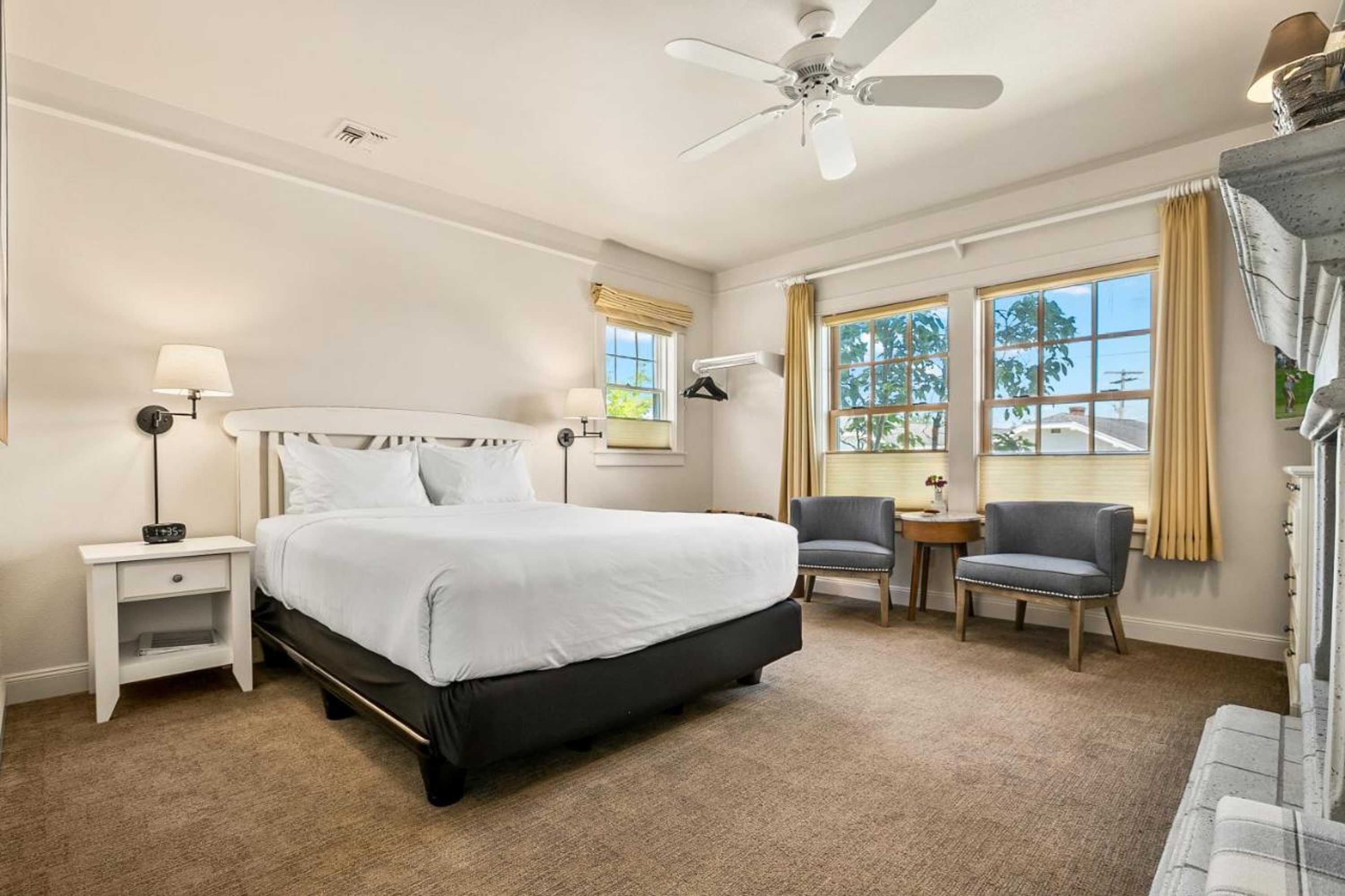 Gift card for Saratoga Inn