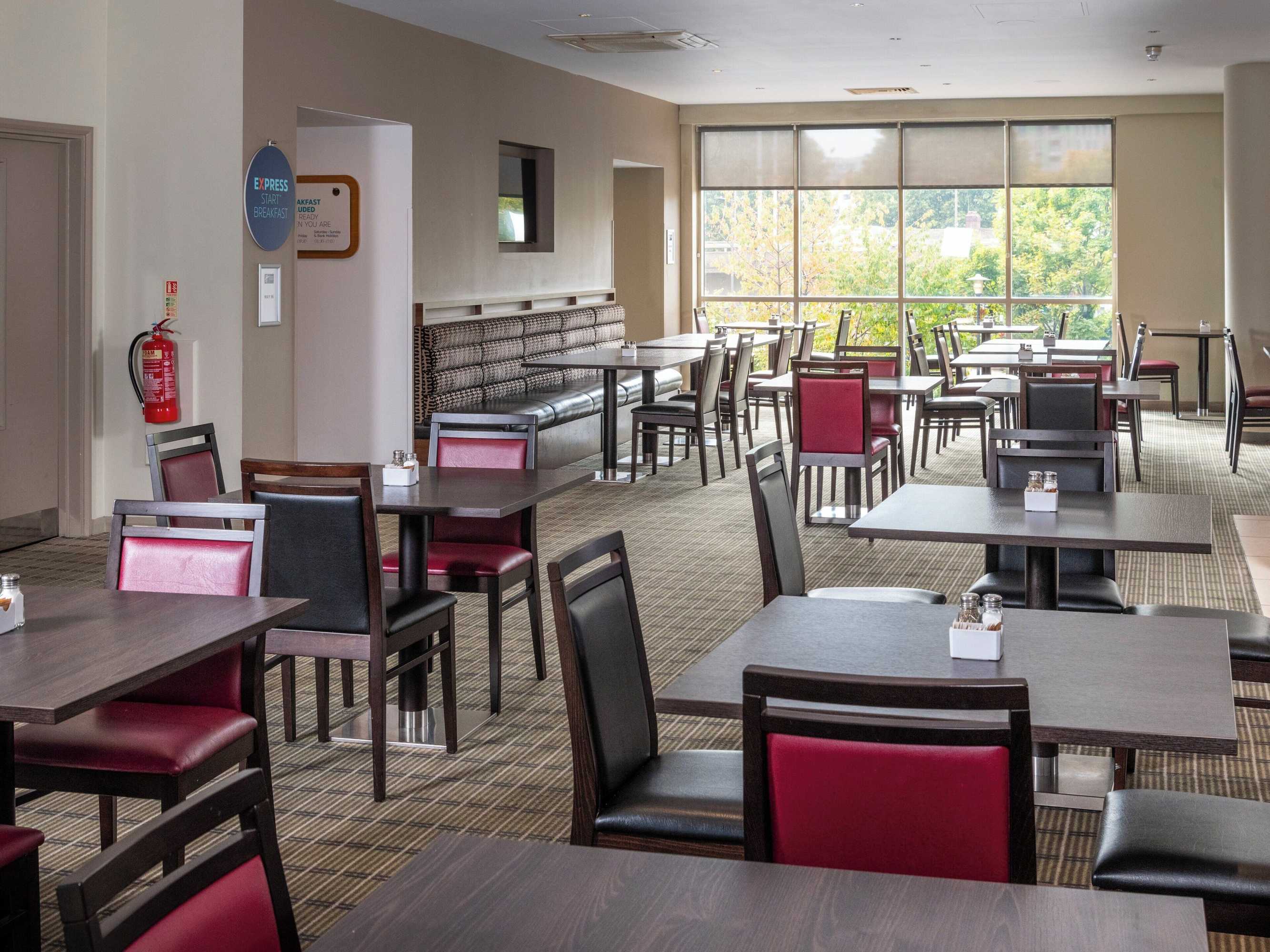 Gift card for Holiday Inn Express London - Greenwich by Ihg Gift card for Holiday Inn Express London - Greenwich by Ihg