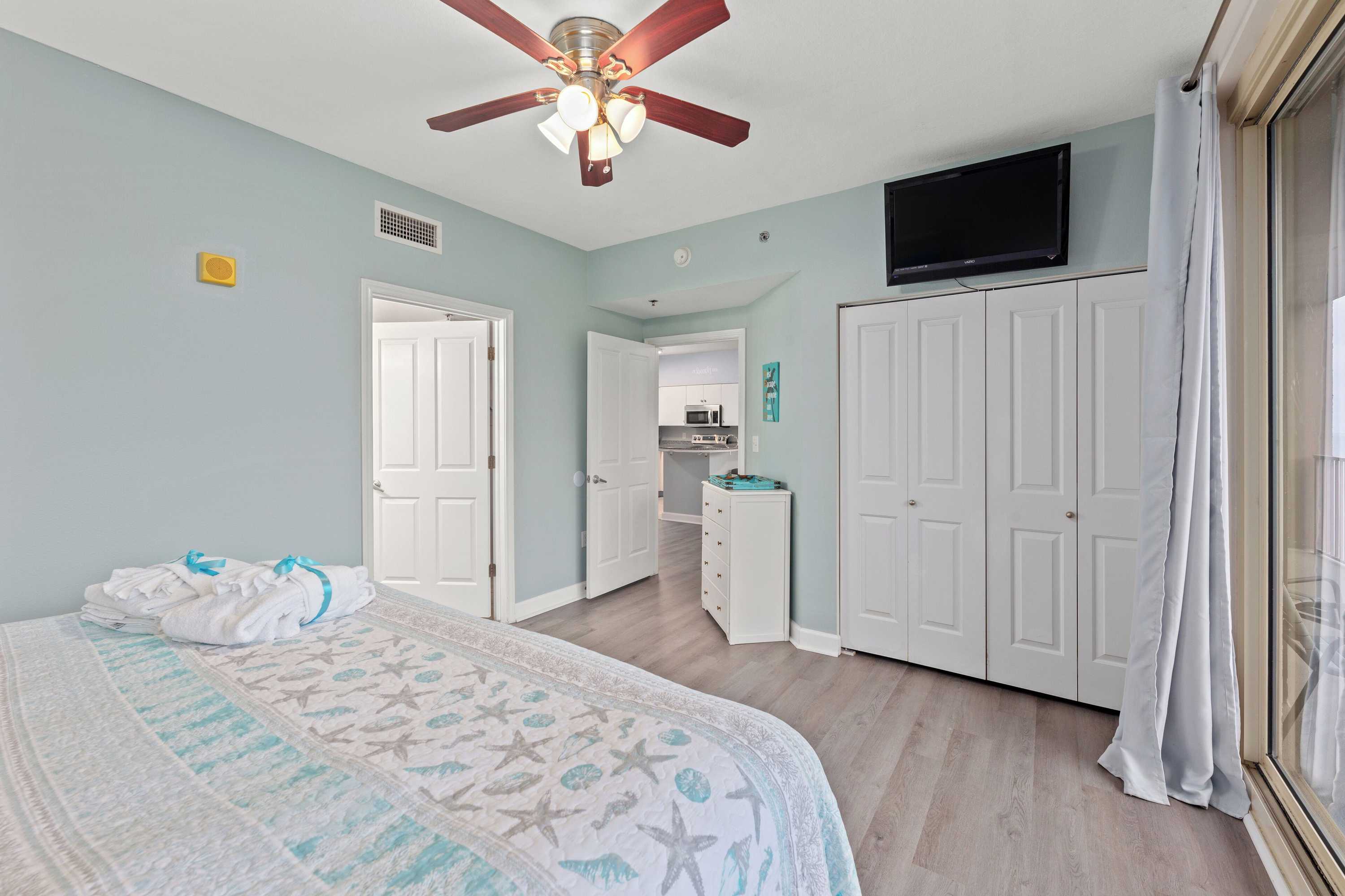 Gift card for Shores of Panama 2123 - Seas The Moment Gift card for Shores of Panama 2123 - Seas The Moment