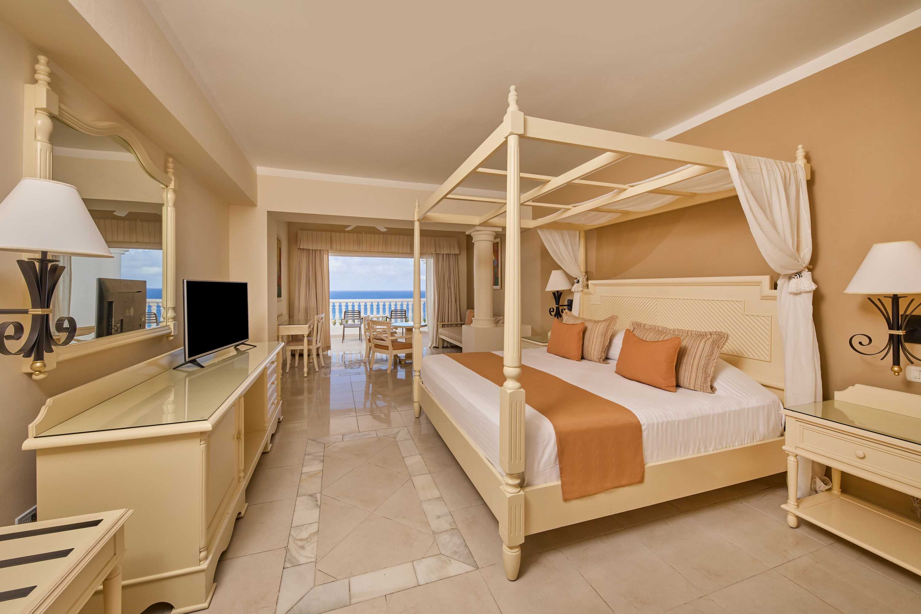 Gift card for Bahia Principe Luxury Runaway Bay - Adults Only - All Inclusive Gift card for Bahia Principe Luxury Runaway Bay - Adults Only - All Inclusive