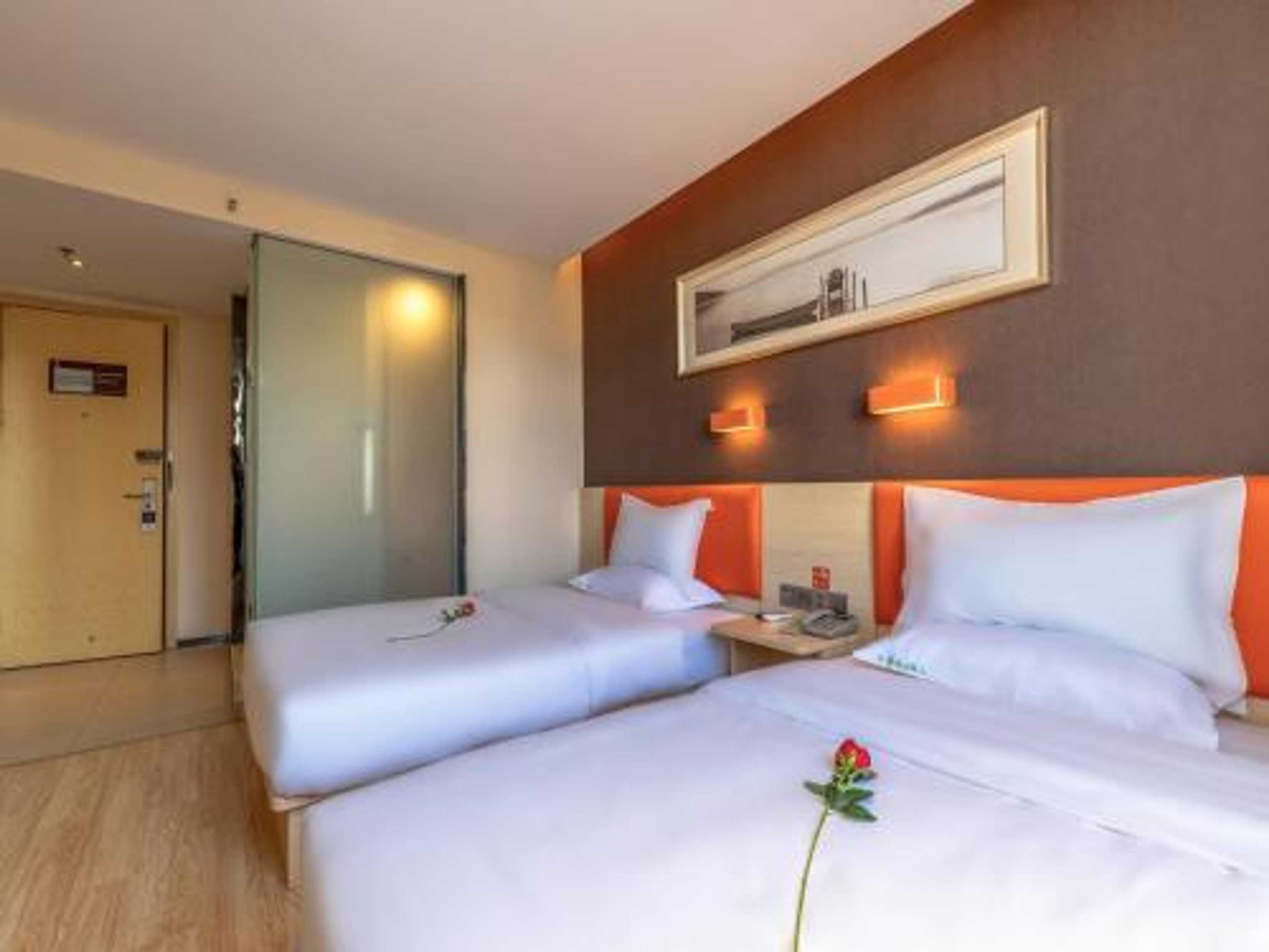 Gift card for 7days Premium Xichang Torch Plaza Qionghai Wetland Park Branch Gift card for 7days Premium Xichang Torch Plaza Qionghai Wetland Park Branch