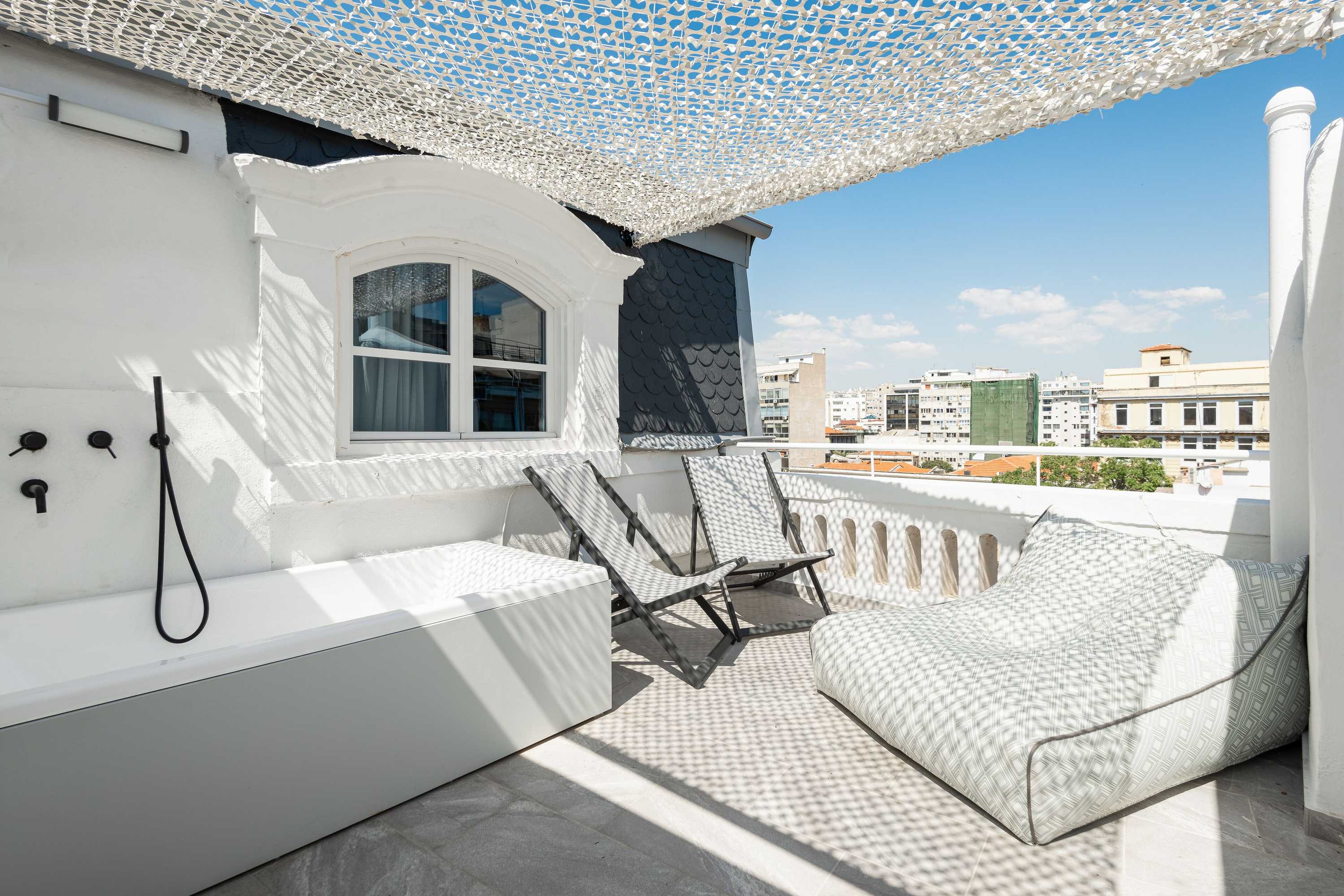 Gift card for Colors Urban Hotel Thessaloniki Gift card for Colors Urban Hotel Thessaloniki