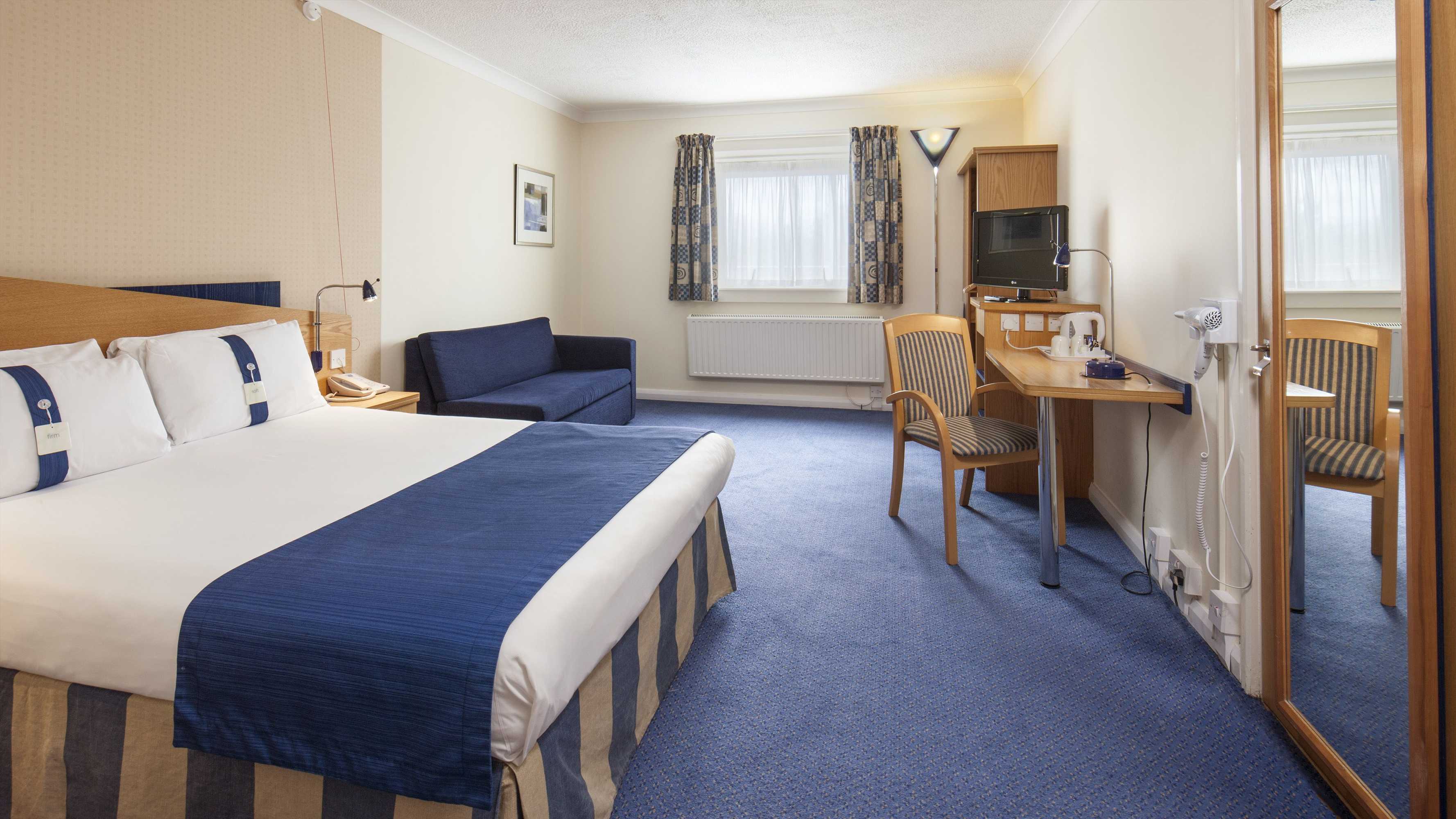 Gift card for Holiday Inn Express Oxford-Kassam Stadium by Ihg Gift card for Holiday Inn Express Oxford-Kassam Stadium by Ihg