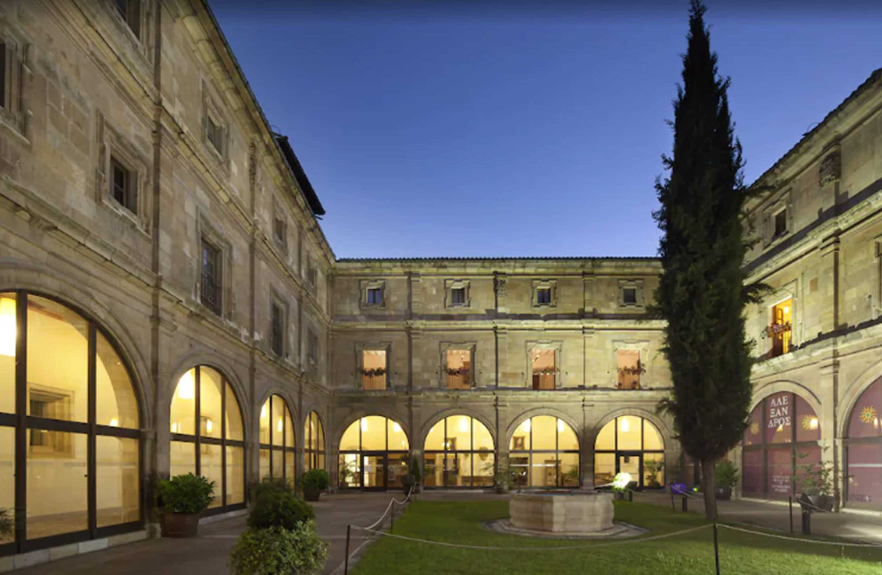 Gift card for Hotel Real Colegiata San Isidoro Gift card for Hotel Real Colegiata San Isidoro