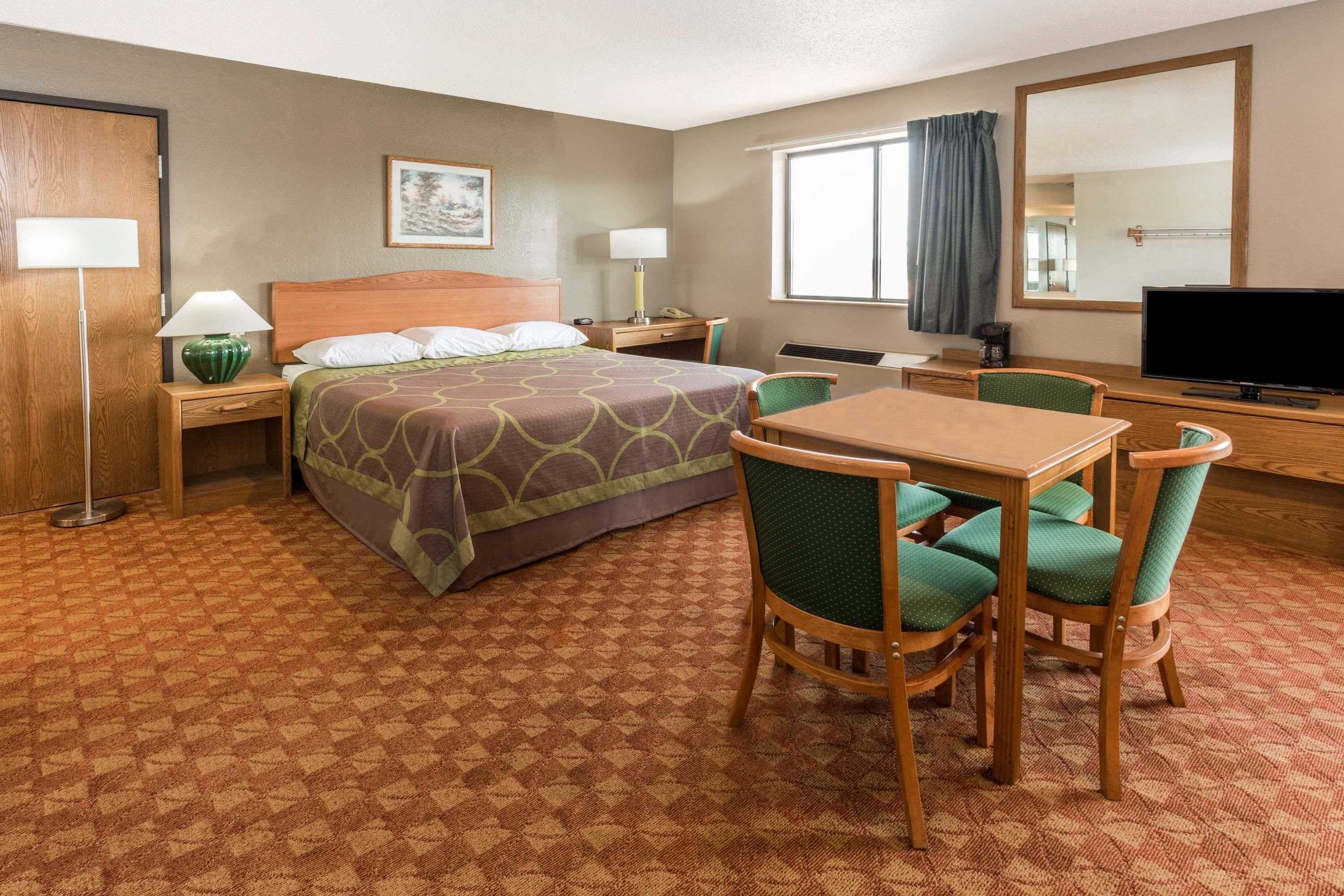 Gift card for Super 8 by Wyndham St. Charles Gift card for Super 8 by Wyndham St. Charles