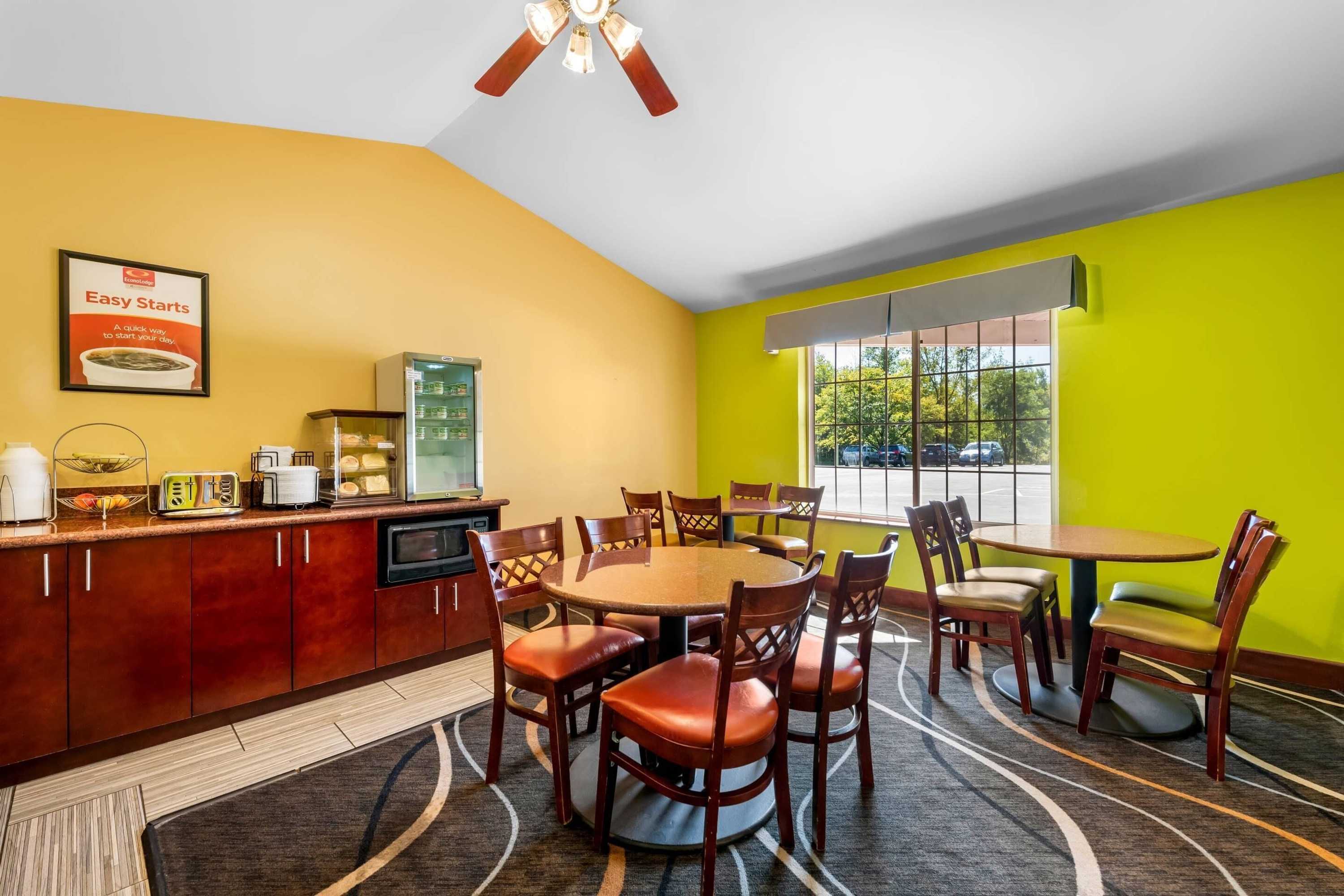 Gift card for Econo Lodge Inn & Suites Gift card for Econo Lodge Inn & Suites