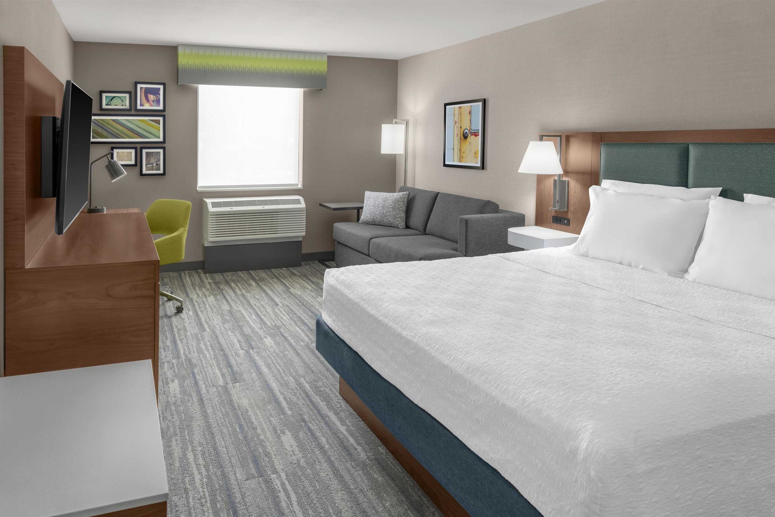 Gift card for Hampton Inn & Suites Tacoma/puyallup