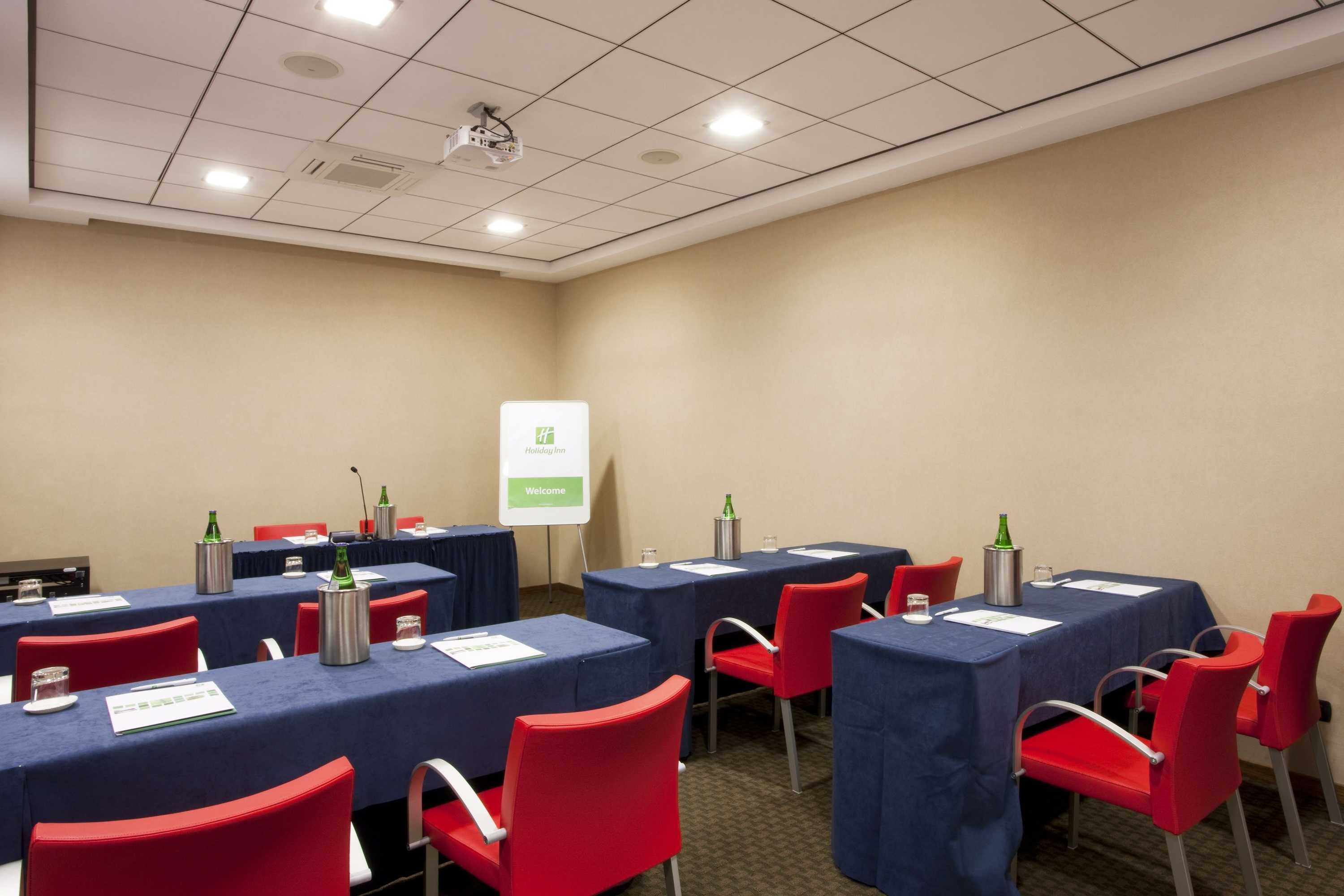 Gift card for Holiday Inn Salerno - Cava De'tirreni by Ihg Gift card for Holiday Inn Salerno - Cava De'tirreni by Ihg