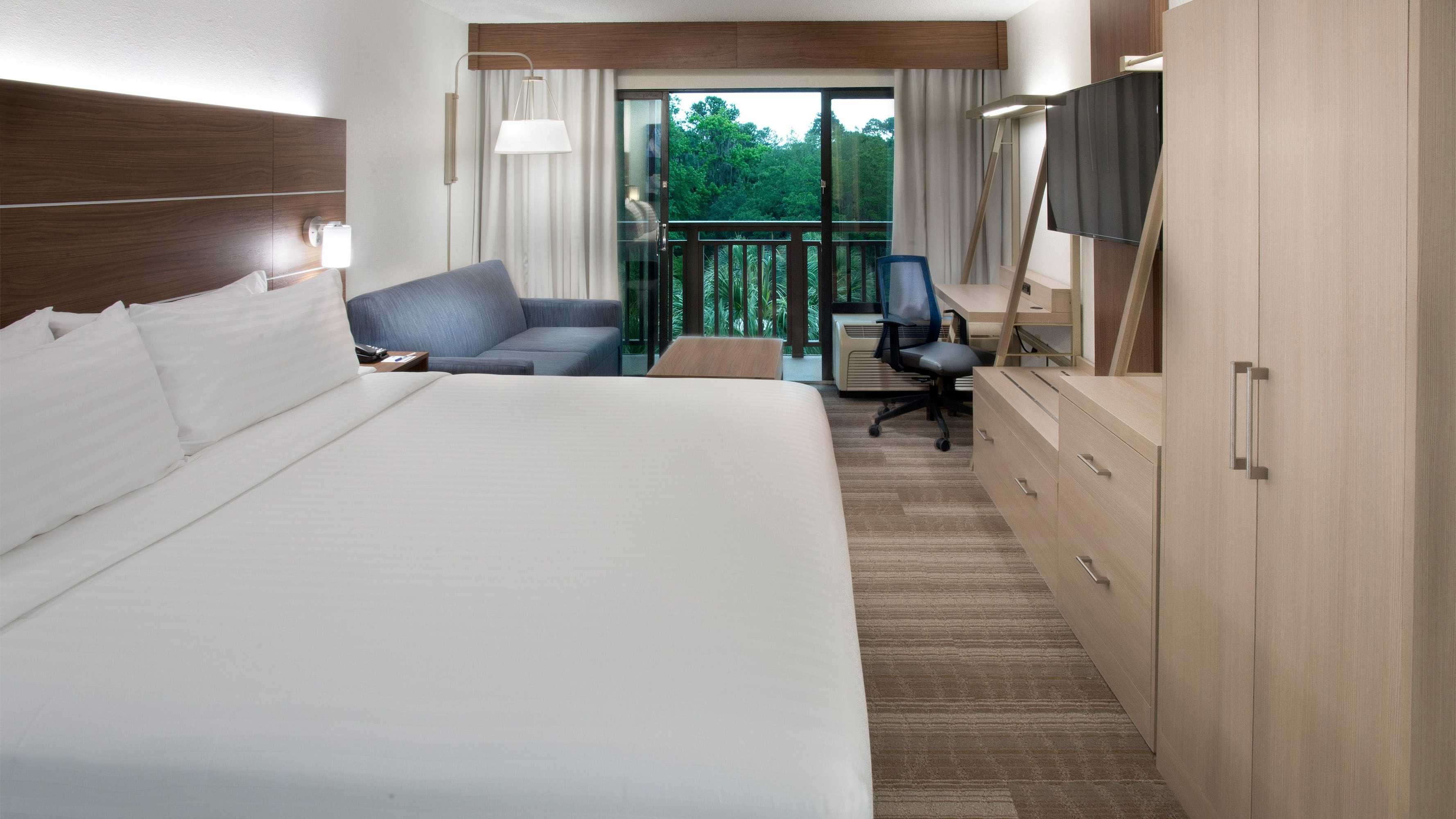 Gift card for Holiday Inn Express Hilton Head Island by Ihg Gift card for Holiday Inn Express Hilton Head Island by Ihg