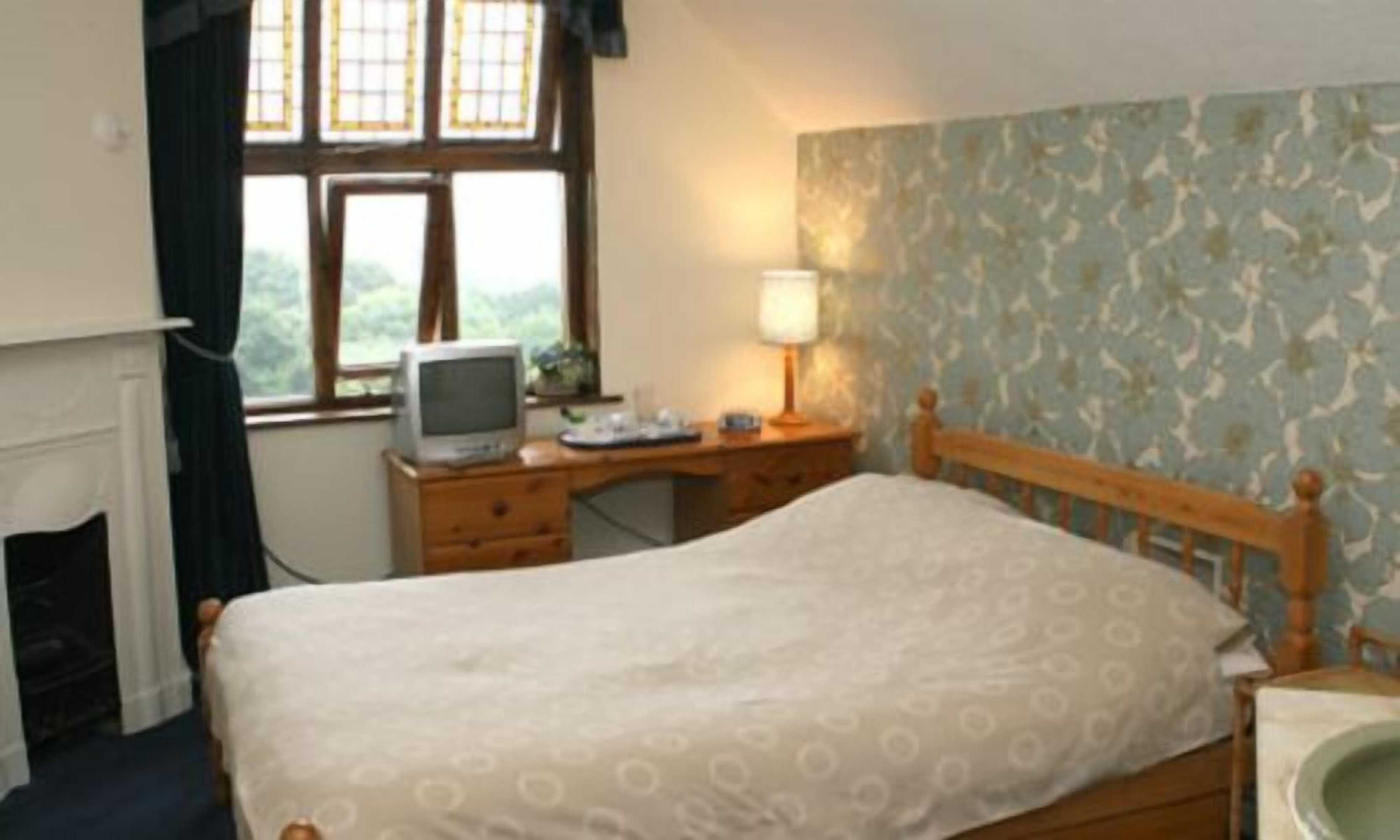 Gift card for Oakfield Lodge Guest House Stockport Gift card for Oakfield Lodge Guest House Stockport
