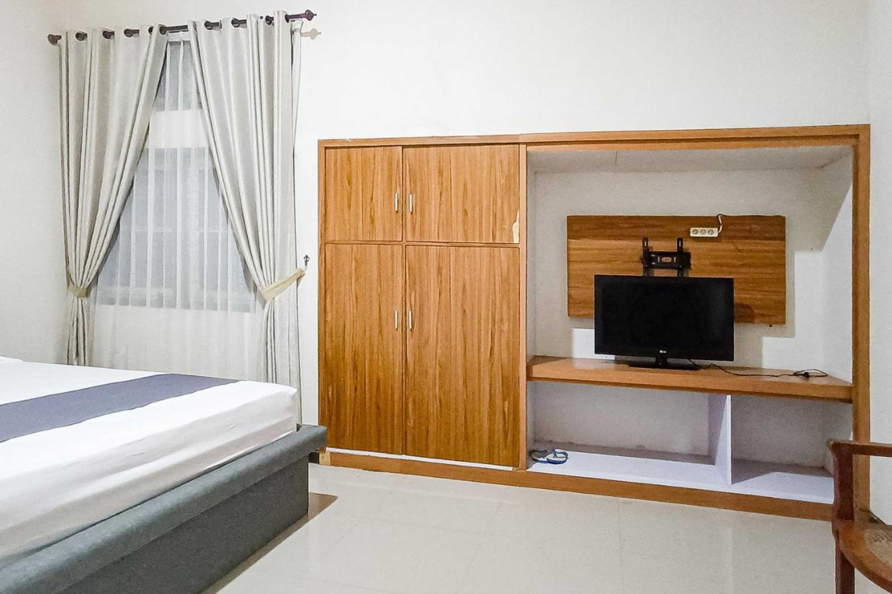 Gift card for Reddoorz at Rrr Guesthouse Mataram Gift card for Reddoorz at Rrr Guesthouse Mataram