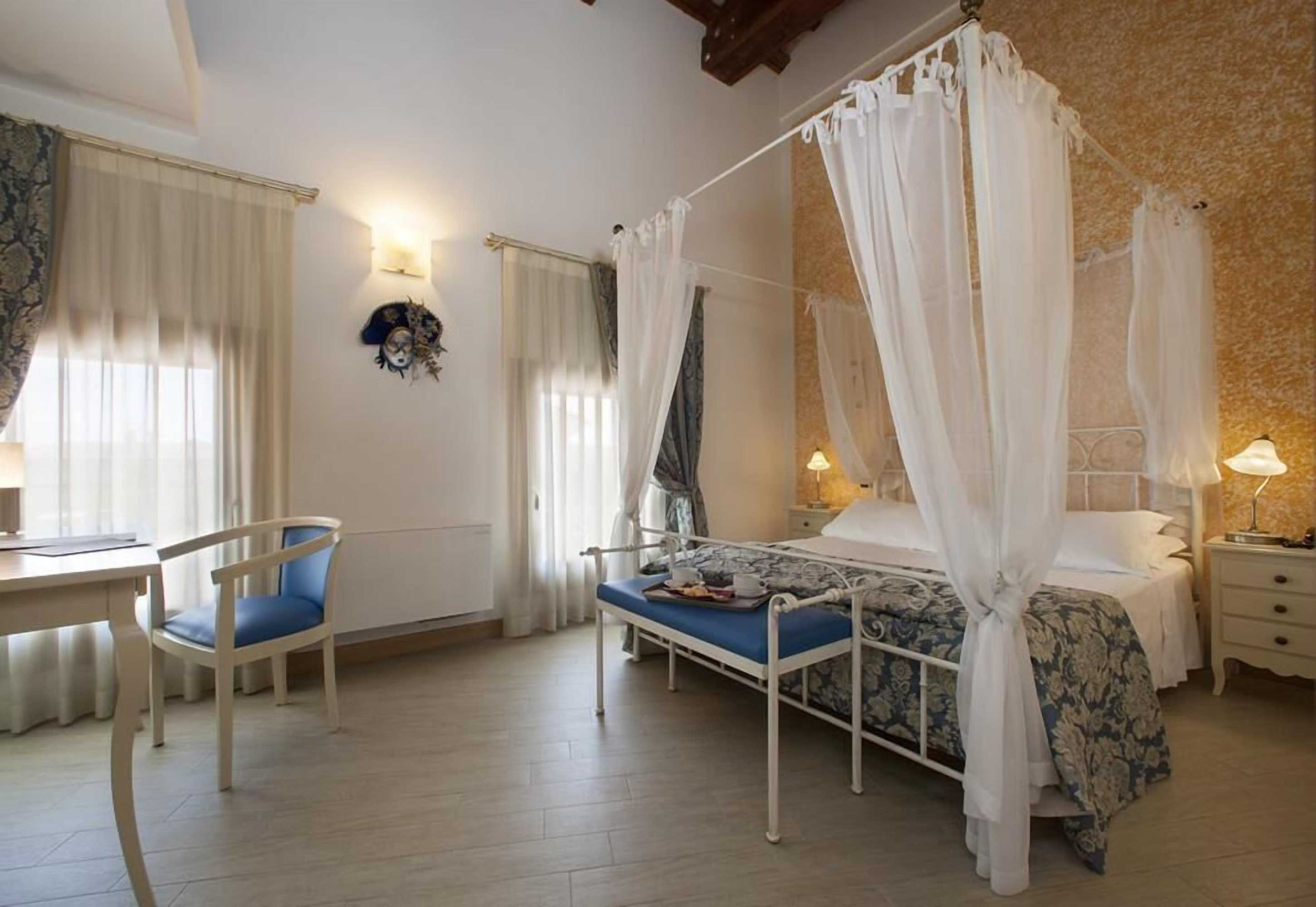 Gift card for Albergo Antica Corte Marchesini Gift card for Albergo Antica Corte Marchesini