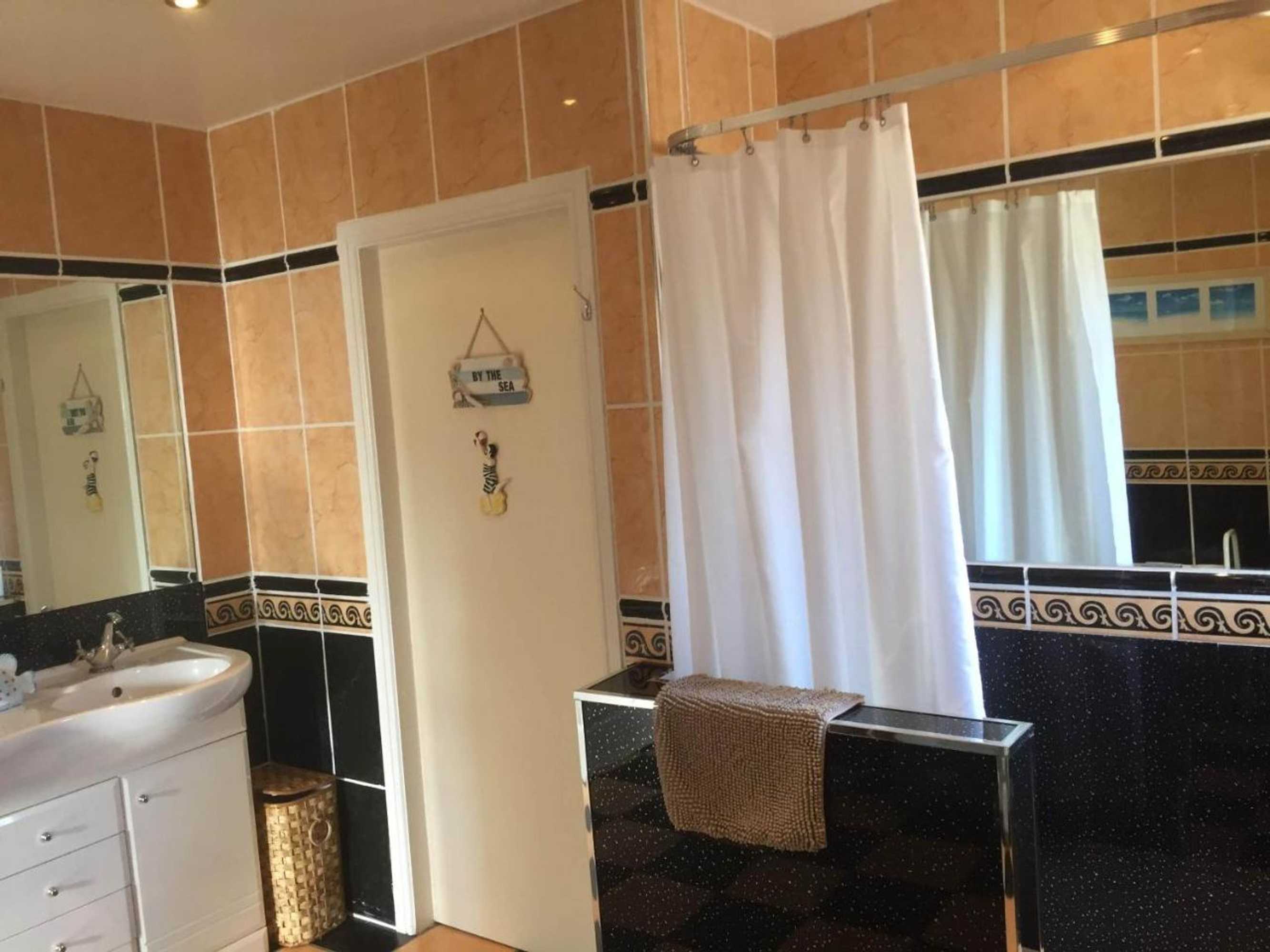 Gift card for Hogwarts Bed And Continental Breakfast Gift card for Hogwarts Bed And Continental Breakfast