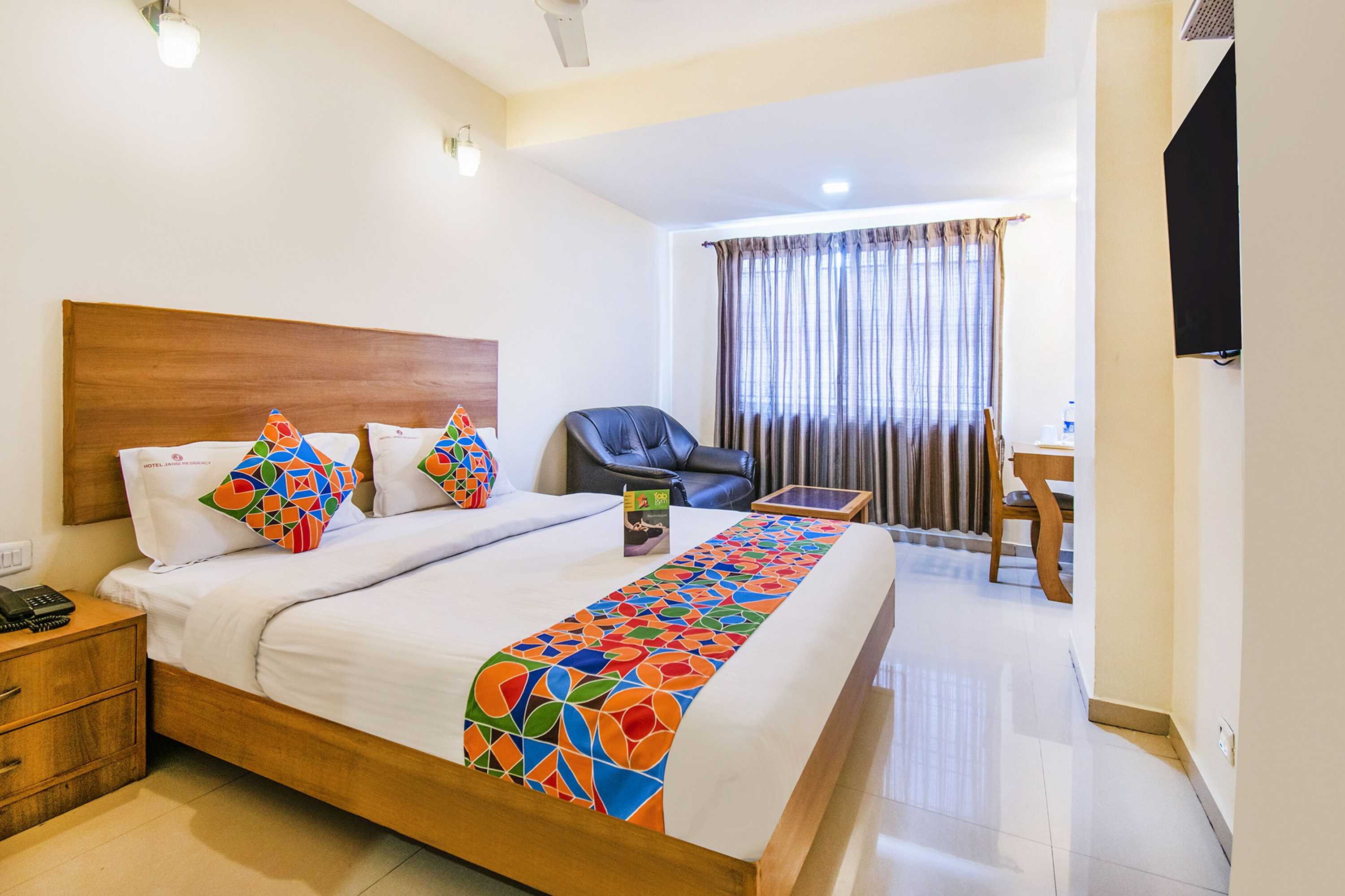 Gift card for Fabhotel Jansi Deluxe - Nr Gandhipuram Bus Stand Gift card for Fabhotel Jansi Deluxe - Nr Gandhipuram Bus Stand