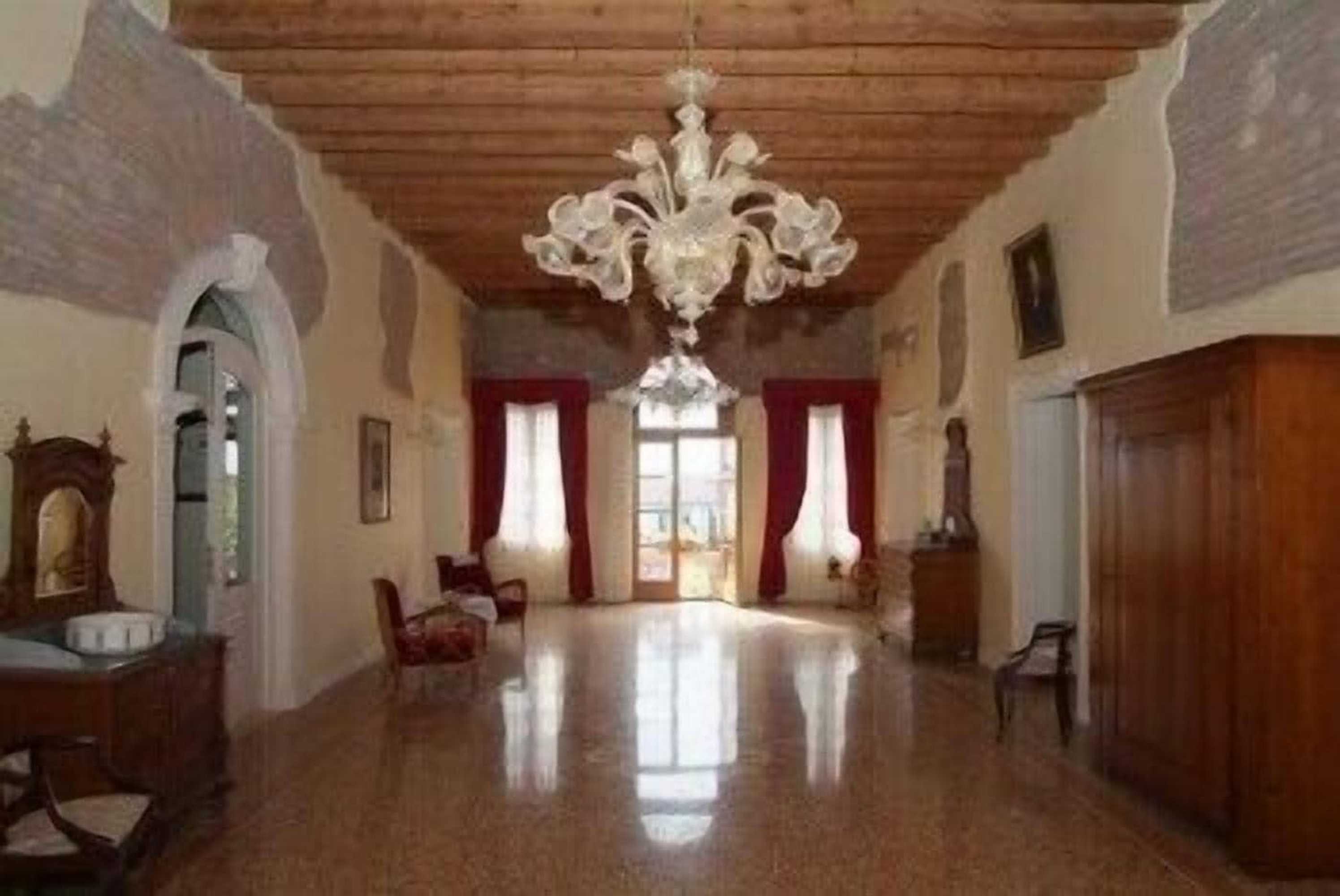 Gift card for Villa Bongiovanni Gift card for Villa Bongiovanni