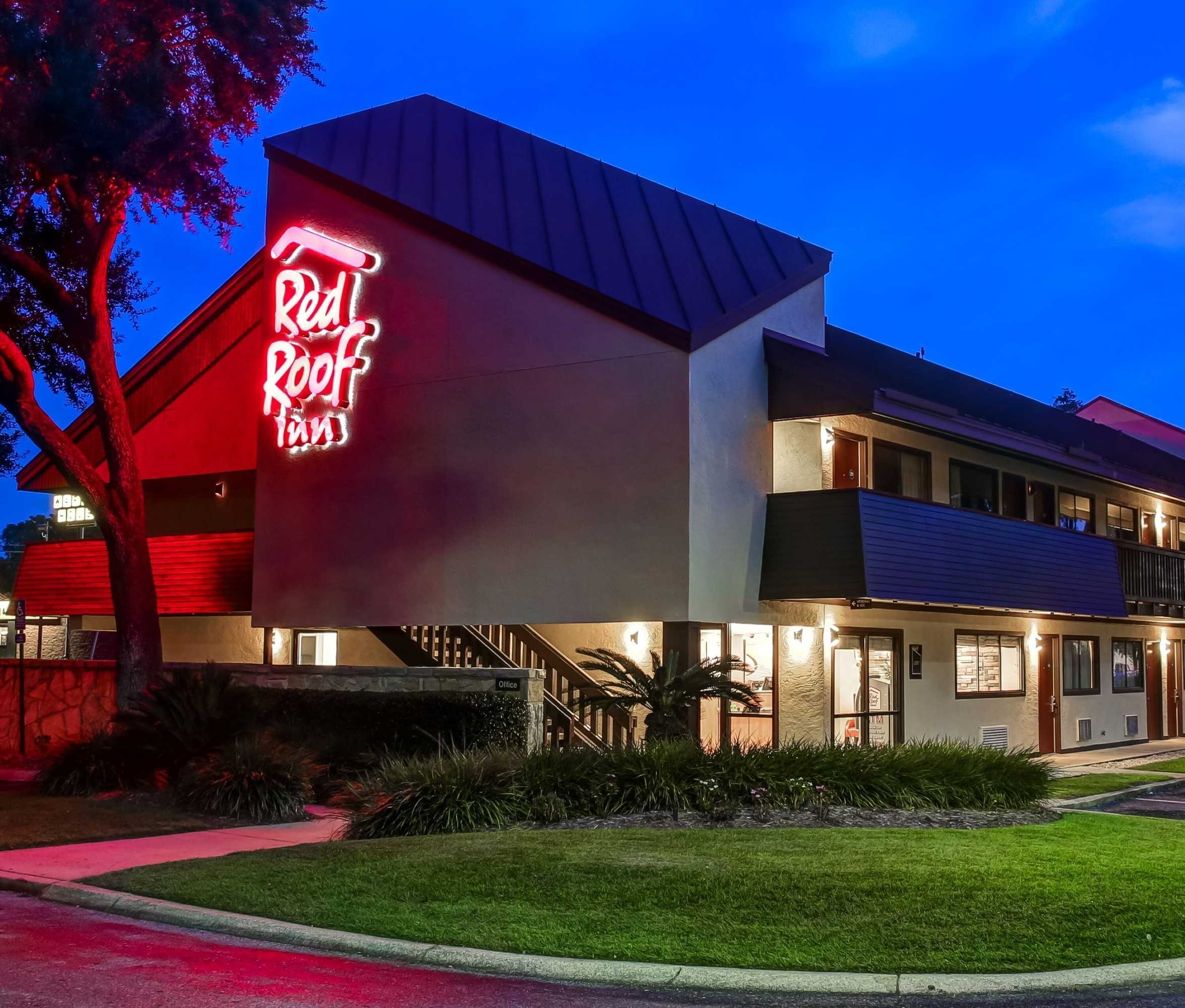 Gift card for Red Roof Inn Pensacola – I-10 at Davis Highway Gift card for Red Roof Inn Pensacola – I-10 at Davis Highway