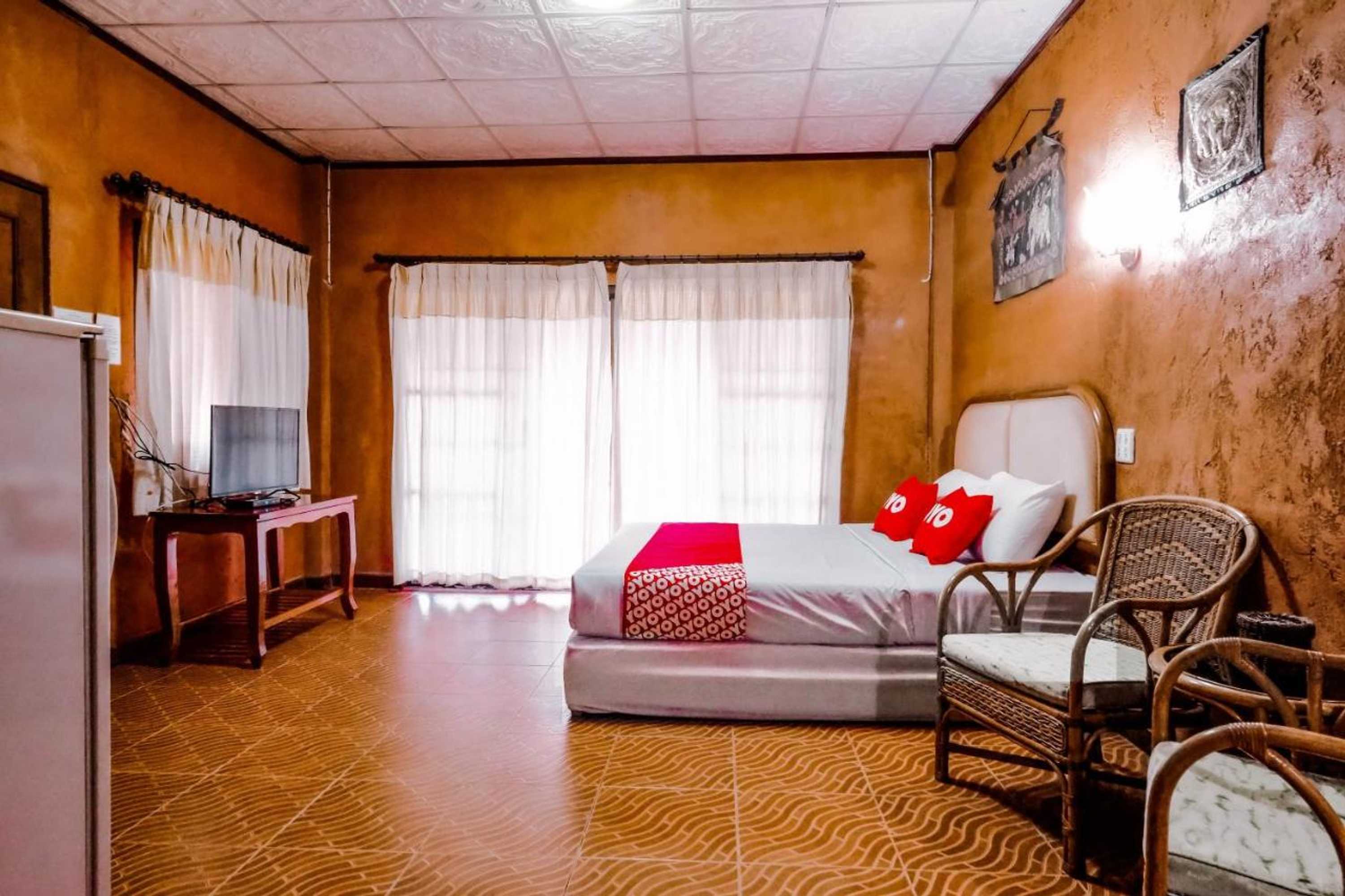 Gift card for Oyo 490 Chiangsan Golden Land Resort2