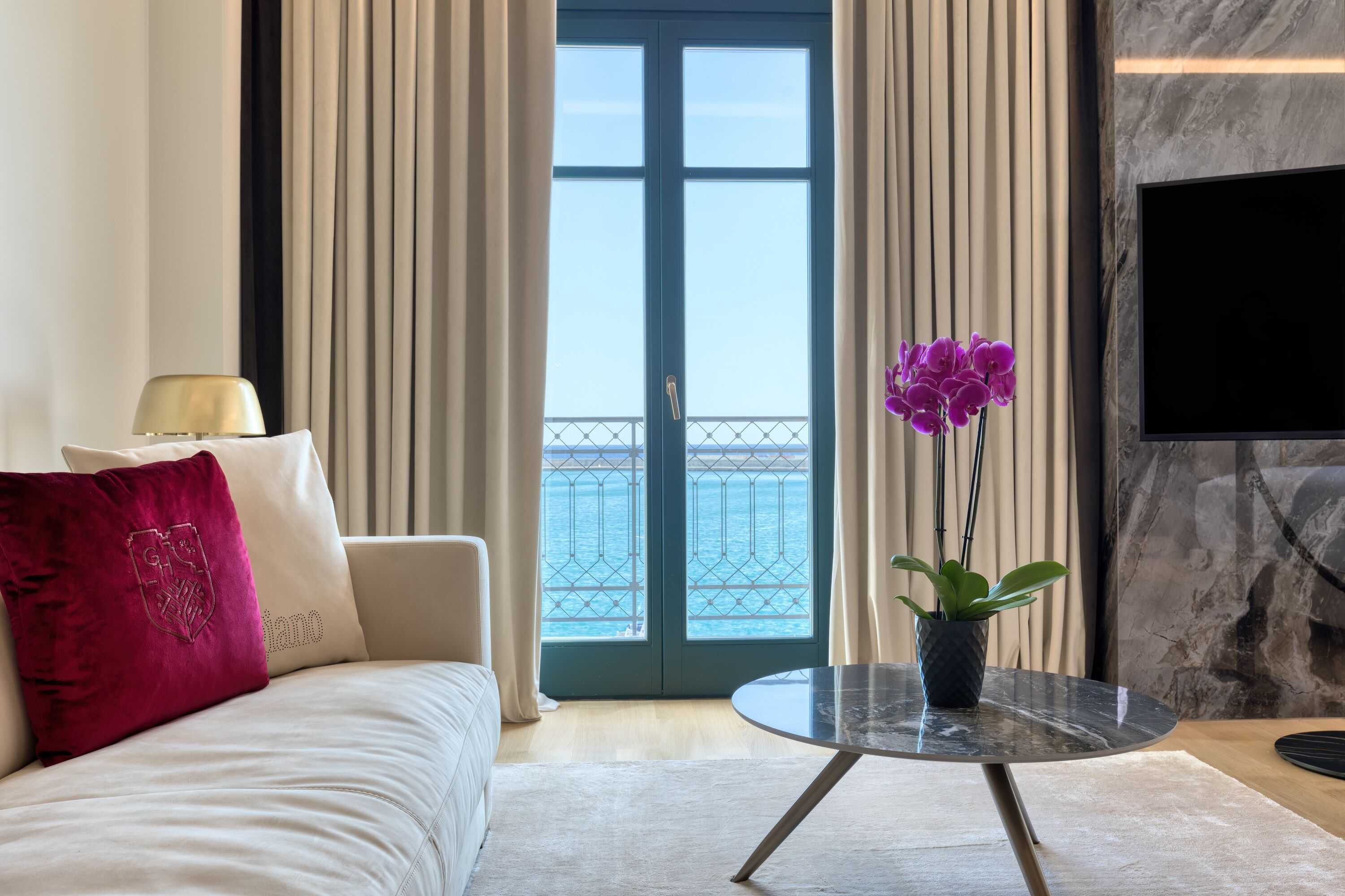 Gift card for Grand Hotel Kalamata Gift card for Grand Hotel Kalamata