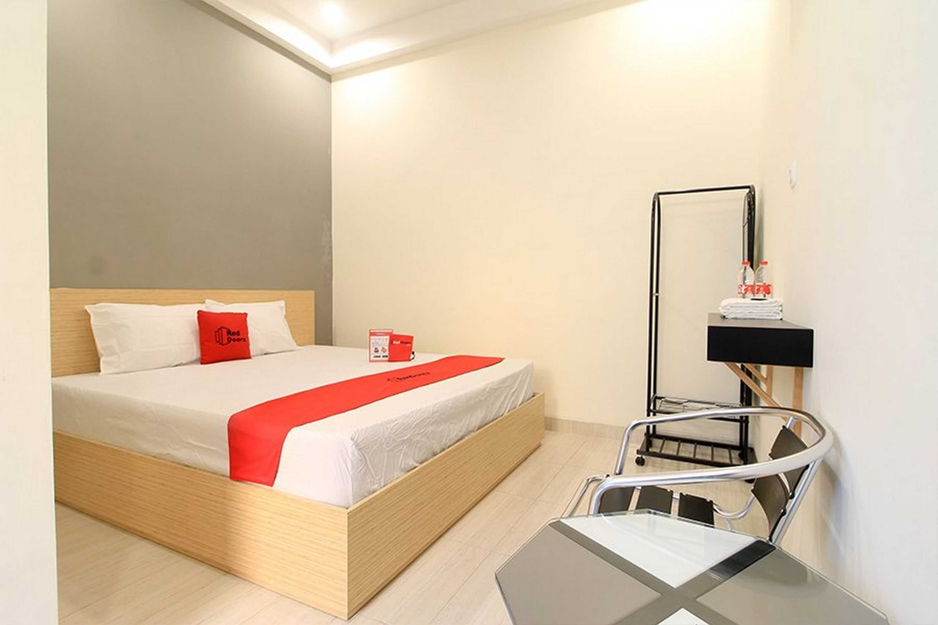 Gift card for Reddoorz at Hotel Putra Perdana Klaten Gift card for Reddoorz at Hotel Putra Perdana Klaten